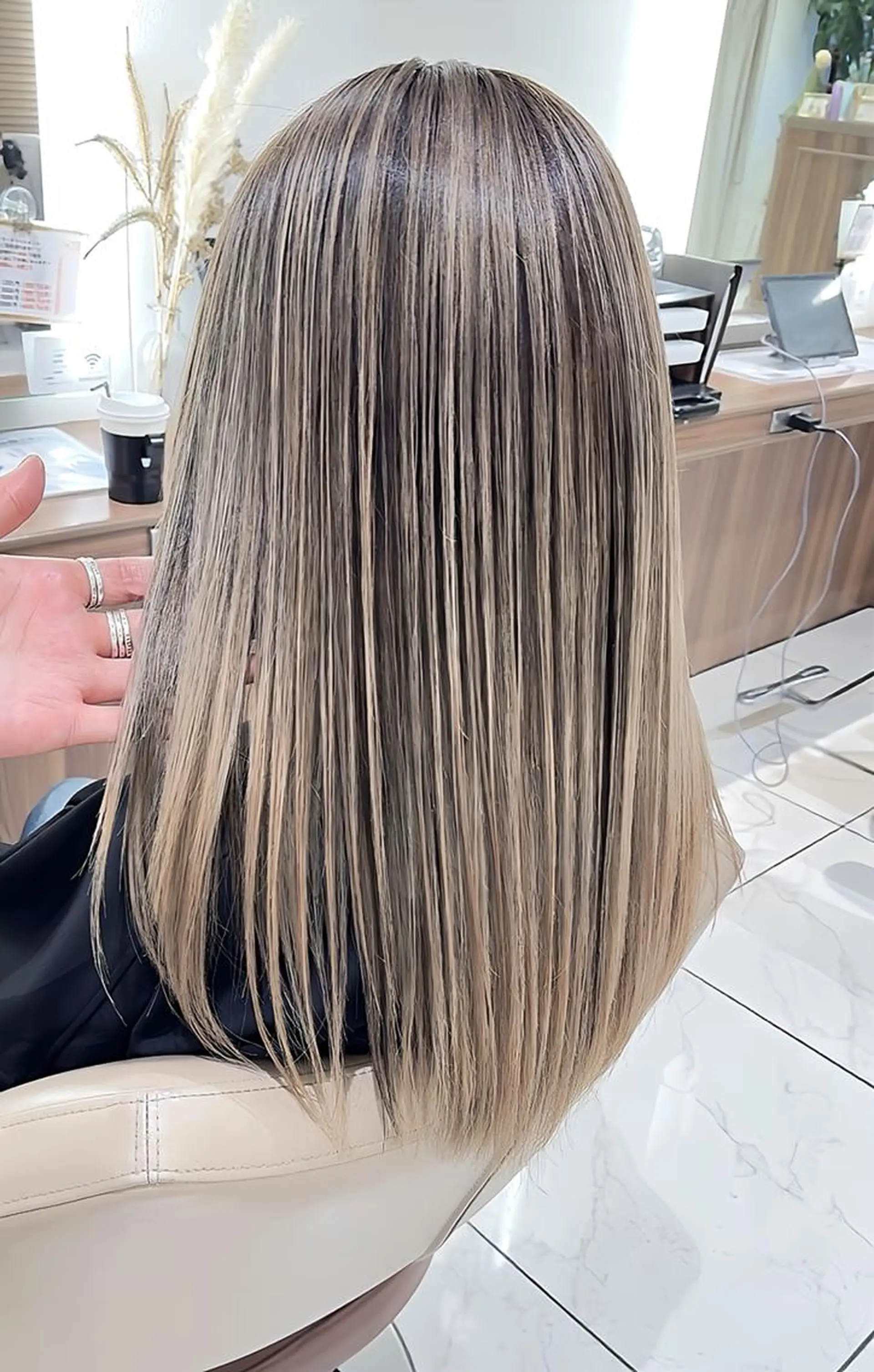 ロング カラー バレイヤージュ 髪質改善 レイヤーカット ヘアカラー トリートメント 大宮/バレイヤージュ 髪質改善/澤田隆誠のヘアスタイル