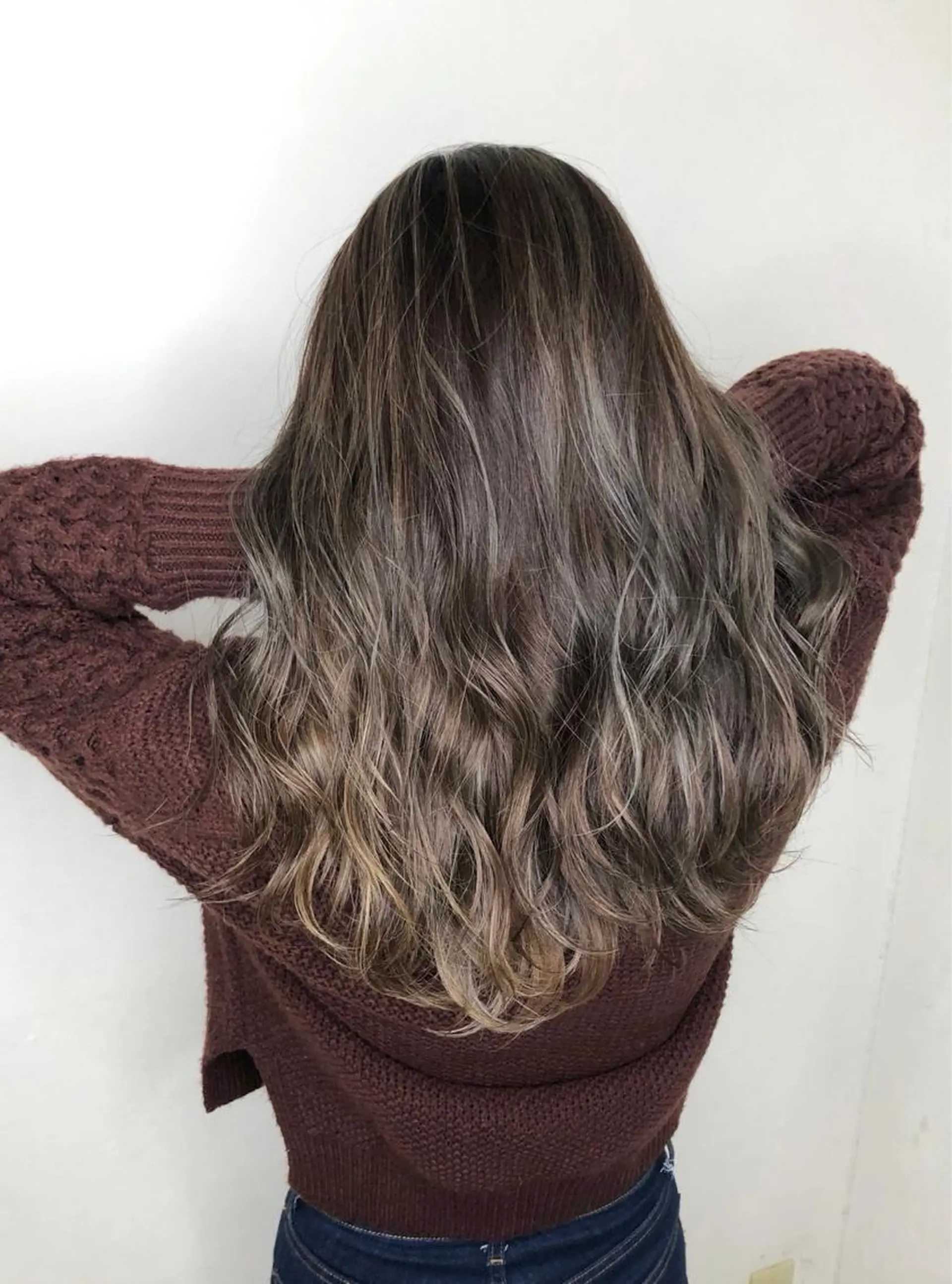 セミロング ハイライト トリートメント ヘアカラー トリートメント 美髪矯正・レイヤー 倉友哉のヘアスタイル