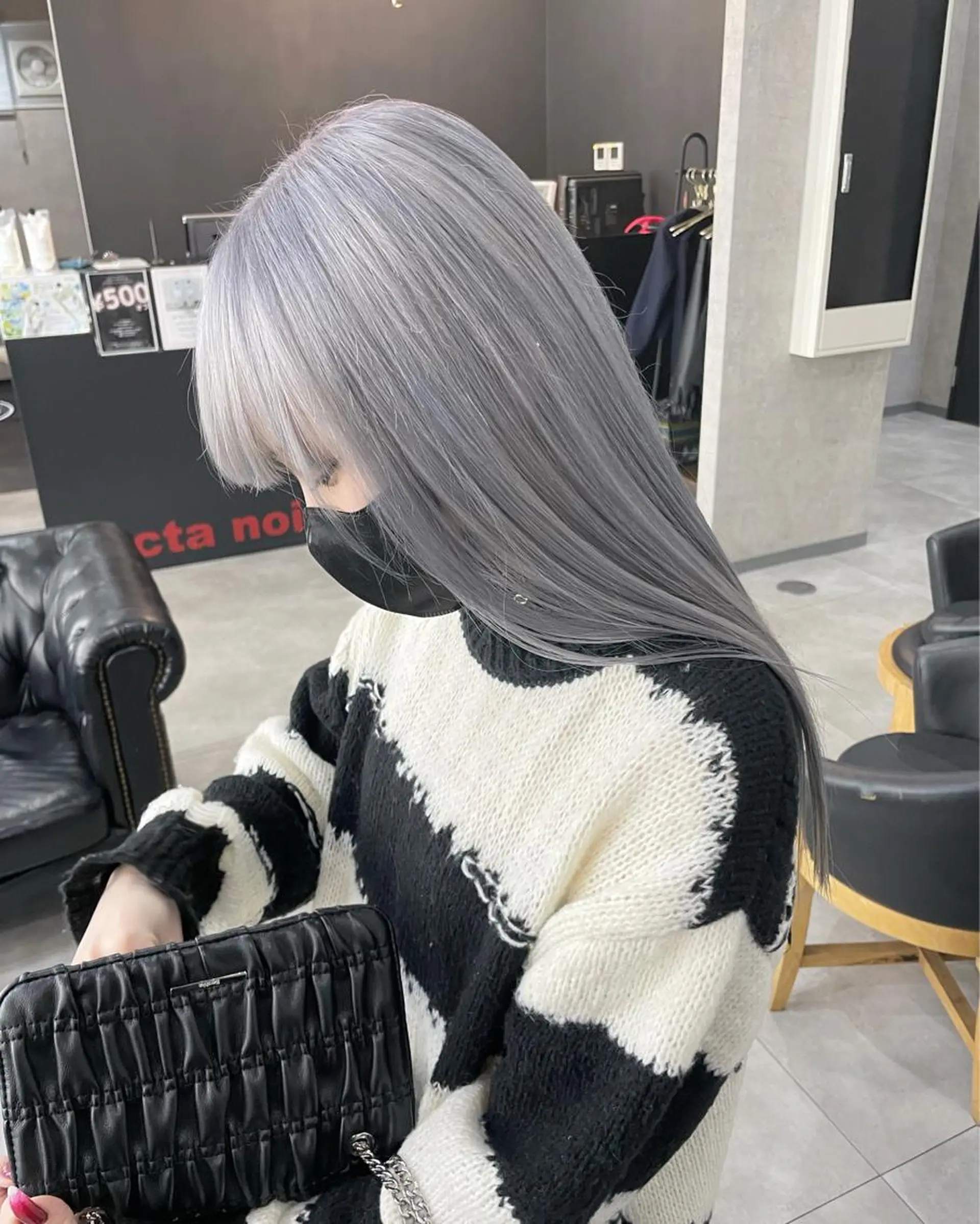 ロング アッシュ ヘアカラー 佐藤 香太のヘアスタイル