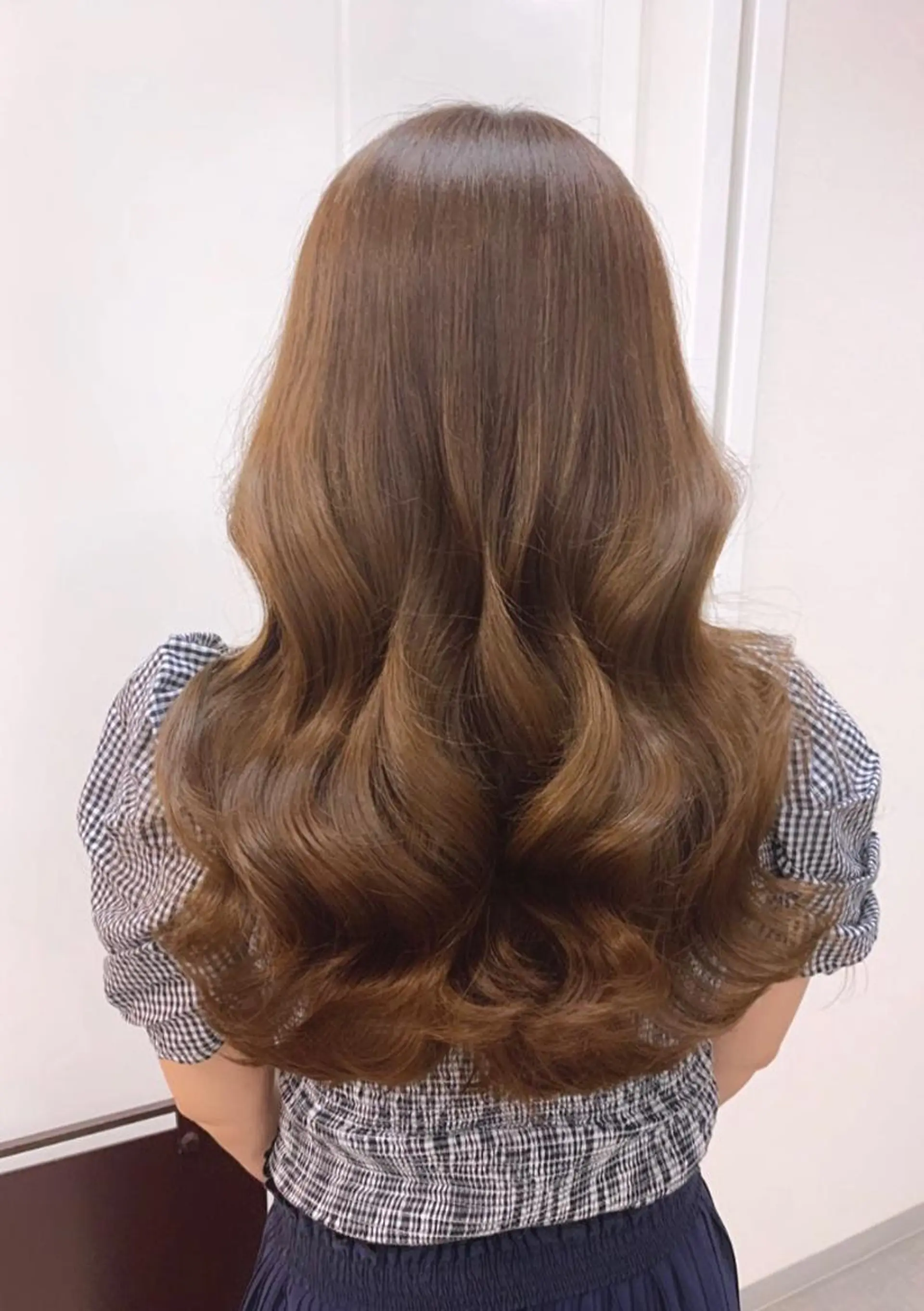 セミロング カラー ヘアアレンジ 柔らか垢抜けｶﾗｰと ｶｯﾄ🫧ASUKAのヘアスタイル