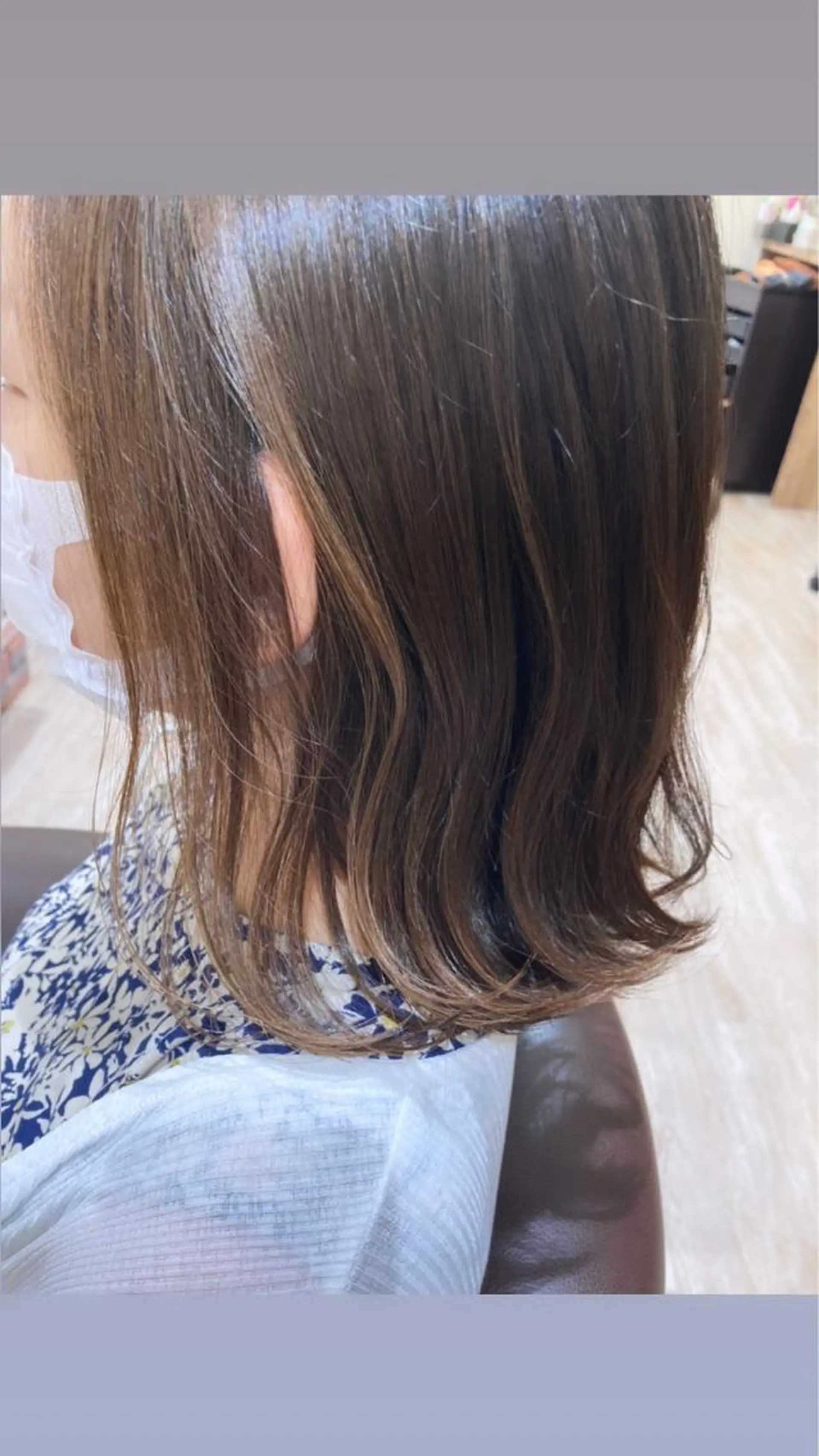 ミディアム 佐藤 睦月のヘアスタイル