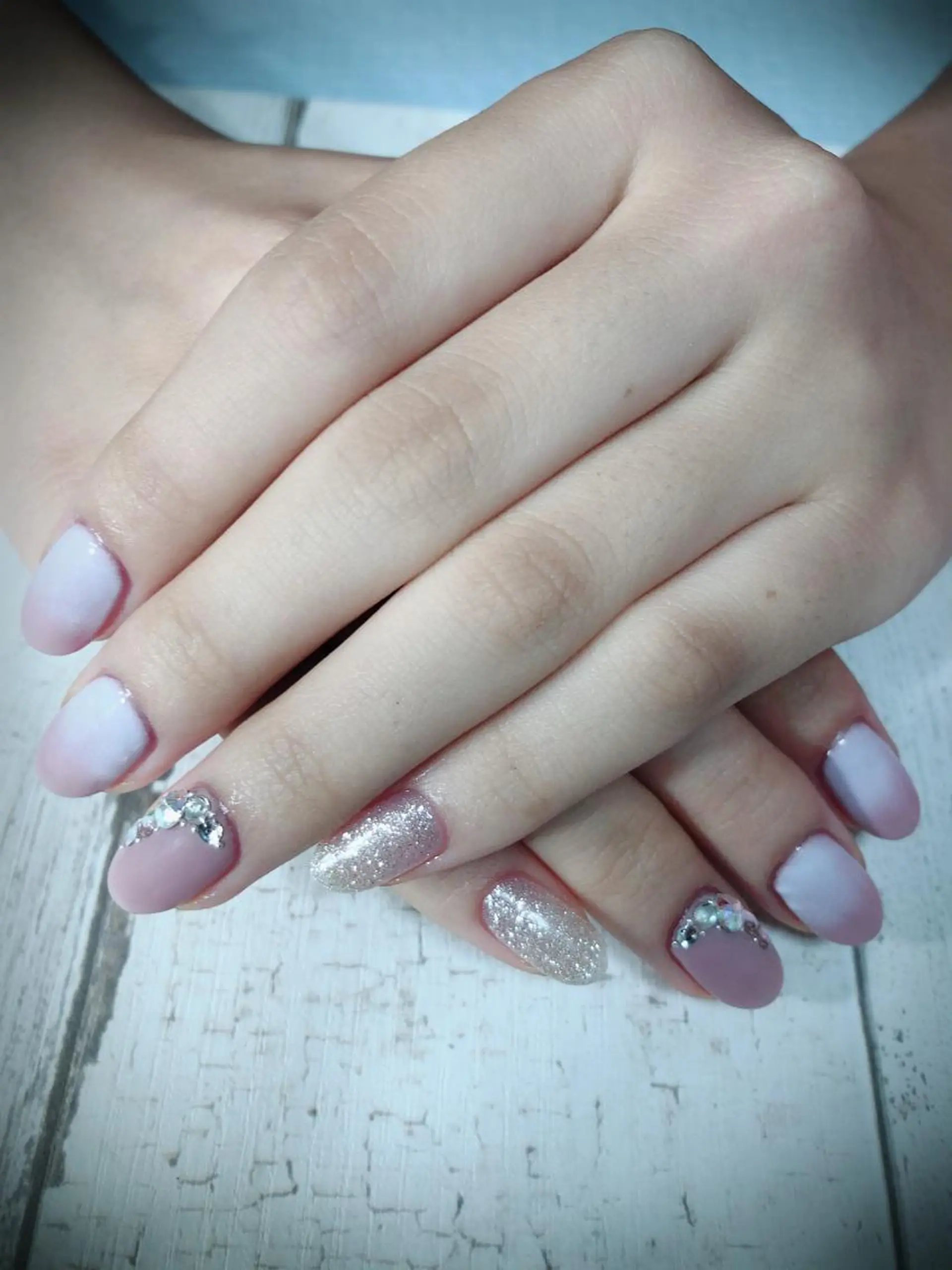 ネイル ジェルネイル グラデーション 持ち込み パラジェル 北浦和 自爪育成ケアのネイルデザイン