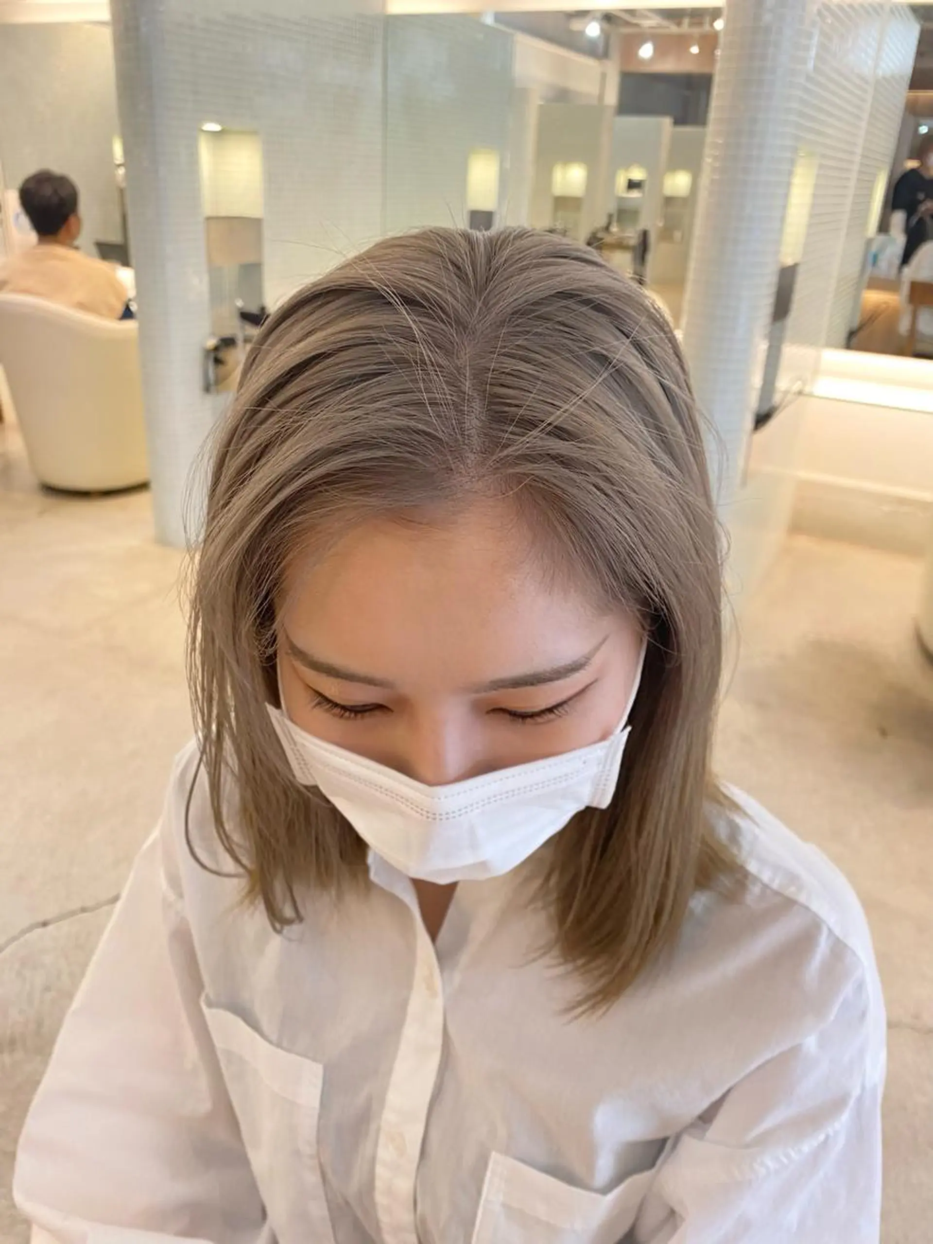 ミディアム カラー レイヤーカット/ miranのヘアスタイル