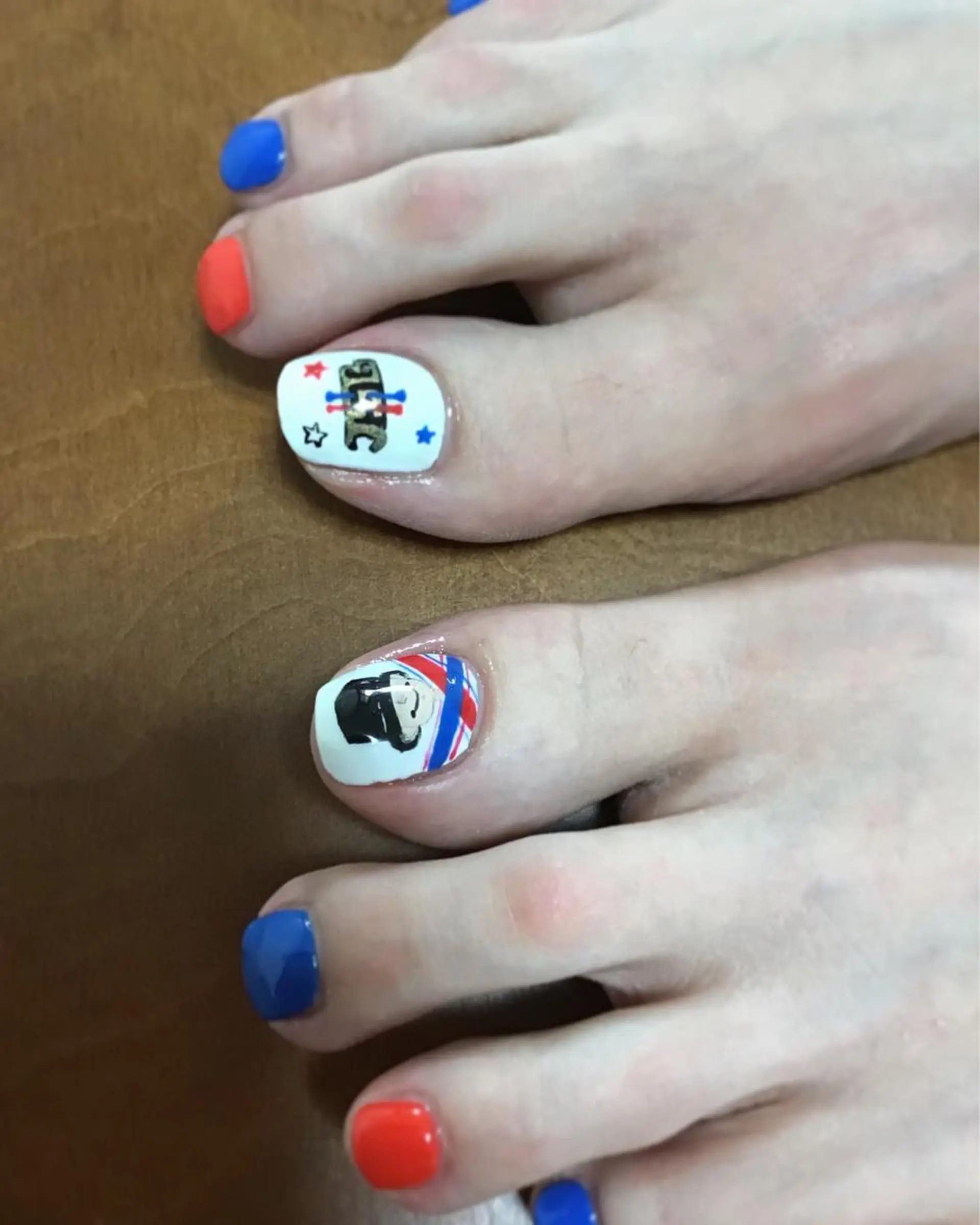 ネイル フットネイル gui amichanのネイルデザイン