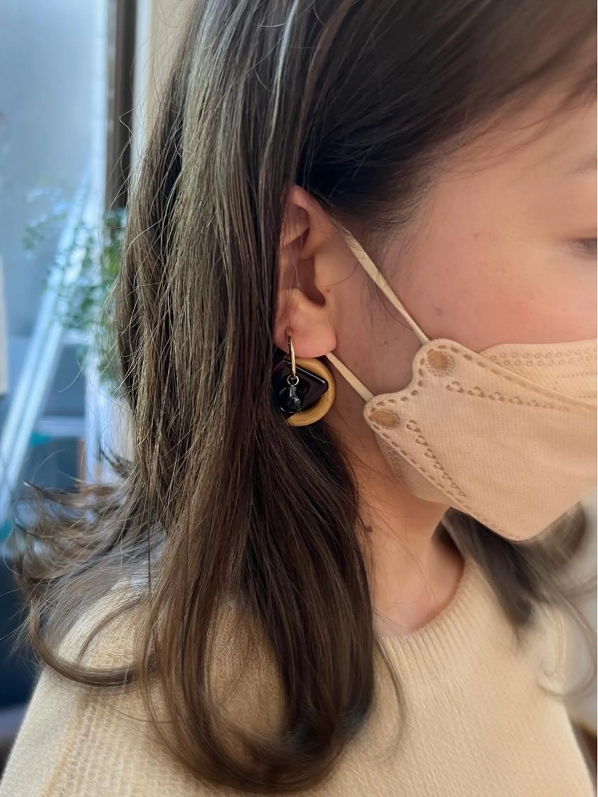 ミディアム カット ヘアカラー トリートメント ヘアセット 角戸 りおのヘアスタイル