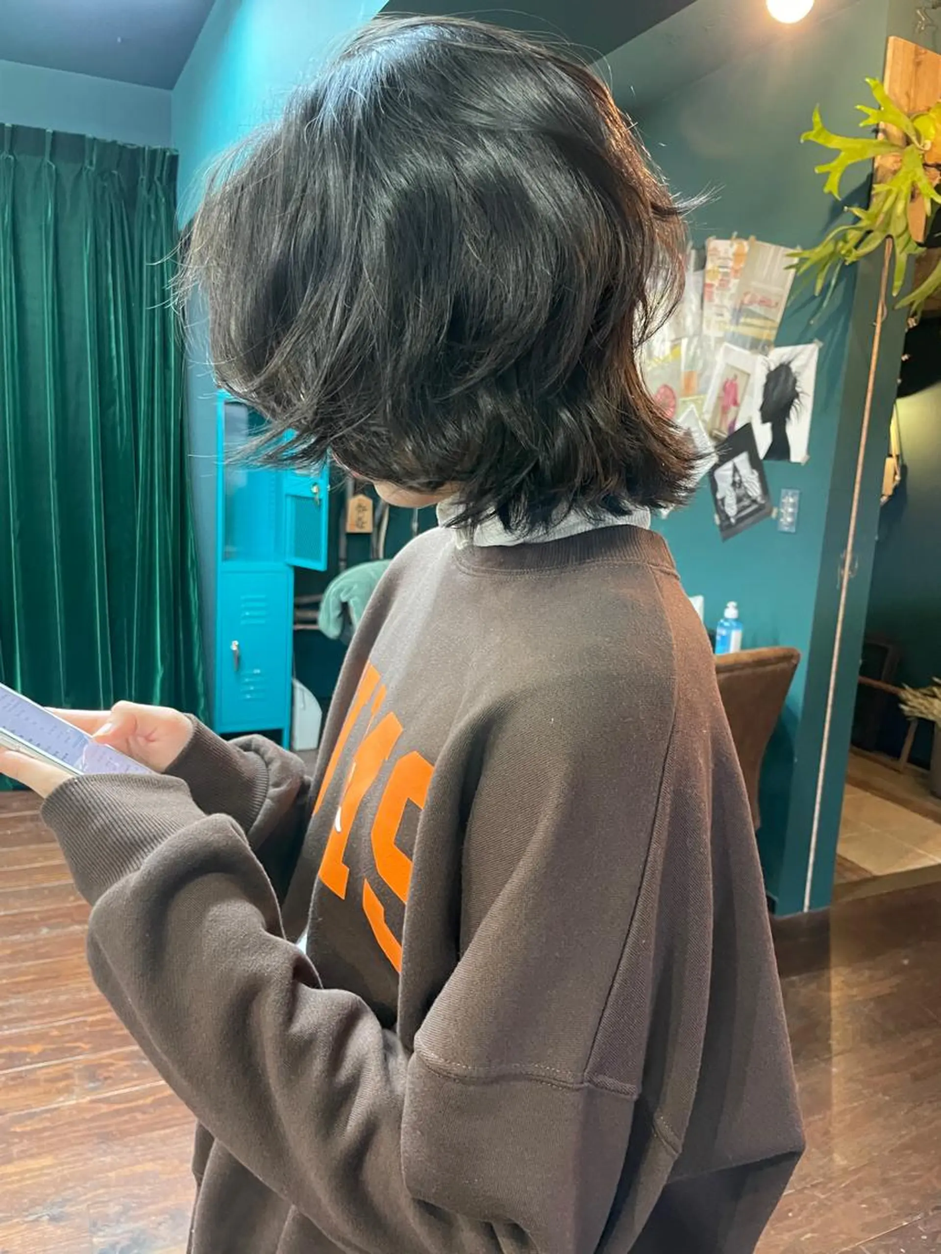 ミディアム ウルフカット カット vivre libreのヘアスタイル