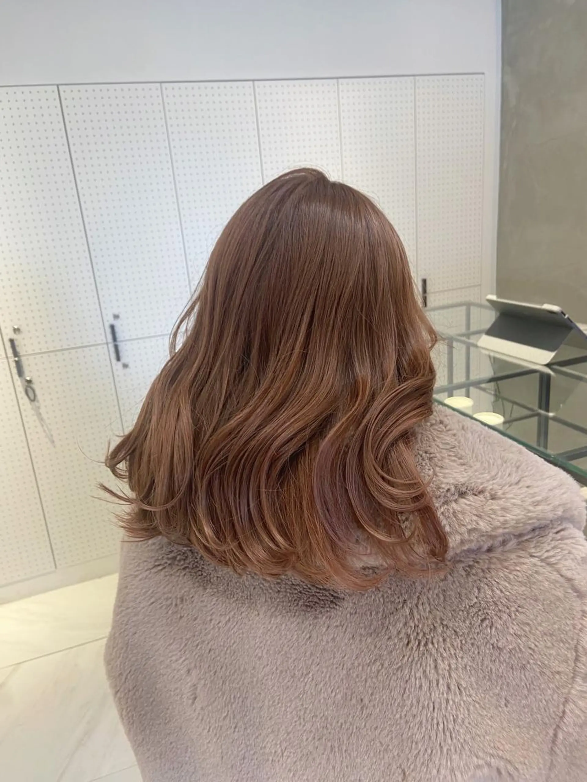 セミロング カラー ブリーチ ハイライトカラー ハイライト apollo  yokohama 横浜店所属・APOLLO♡ ＭＩＯのヘアスタイル