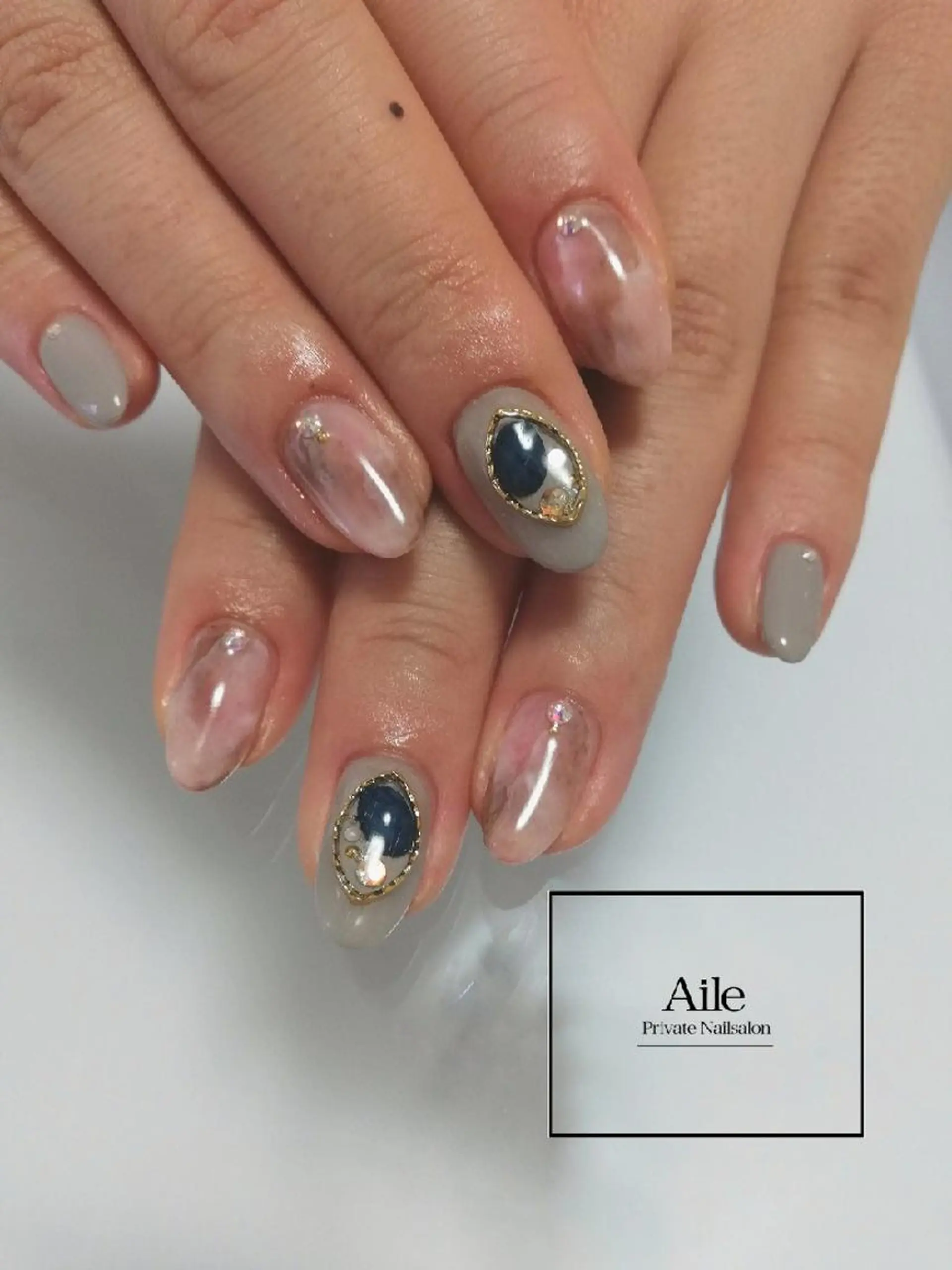 ネイル ニュアンスネイル なが さきのネイルデザイン