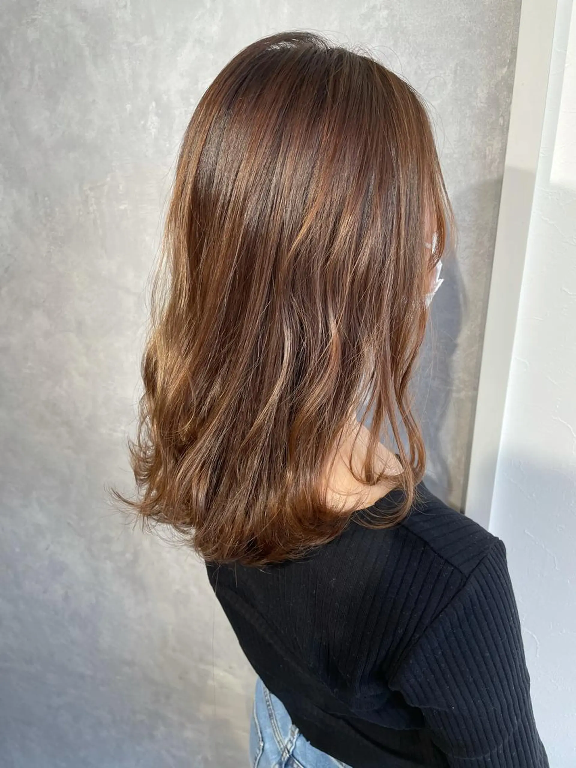 カラー ブリーチ グレージュ ミルクティーグレージュ ブリーチなしカラー ヘアカラー トリートメント 【髪質改善】 川津翔太のヘアスタイル