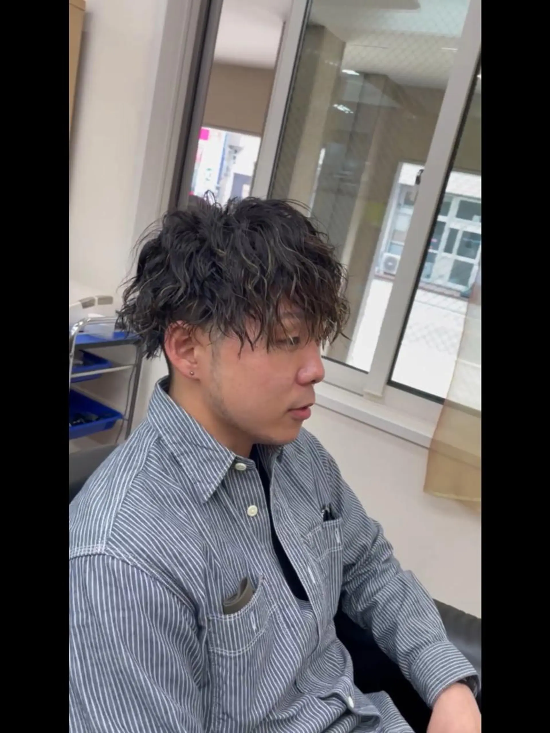 ミディアム パーマ メンズ メンズパーマ 赤司 泰樹のヘアスタイル