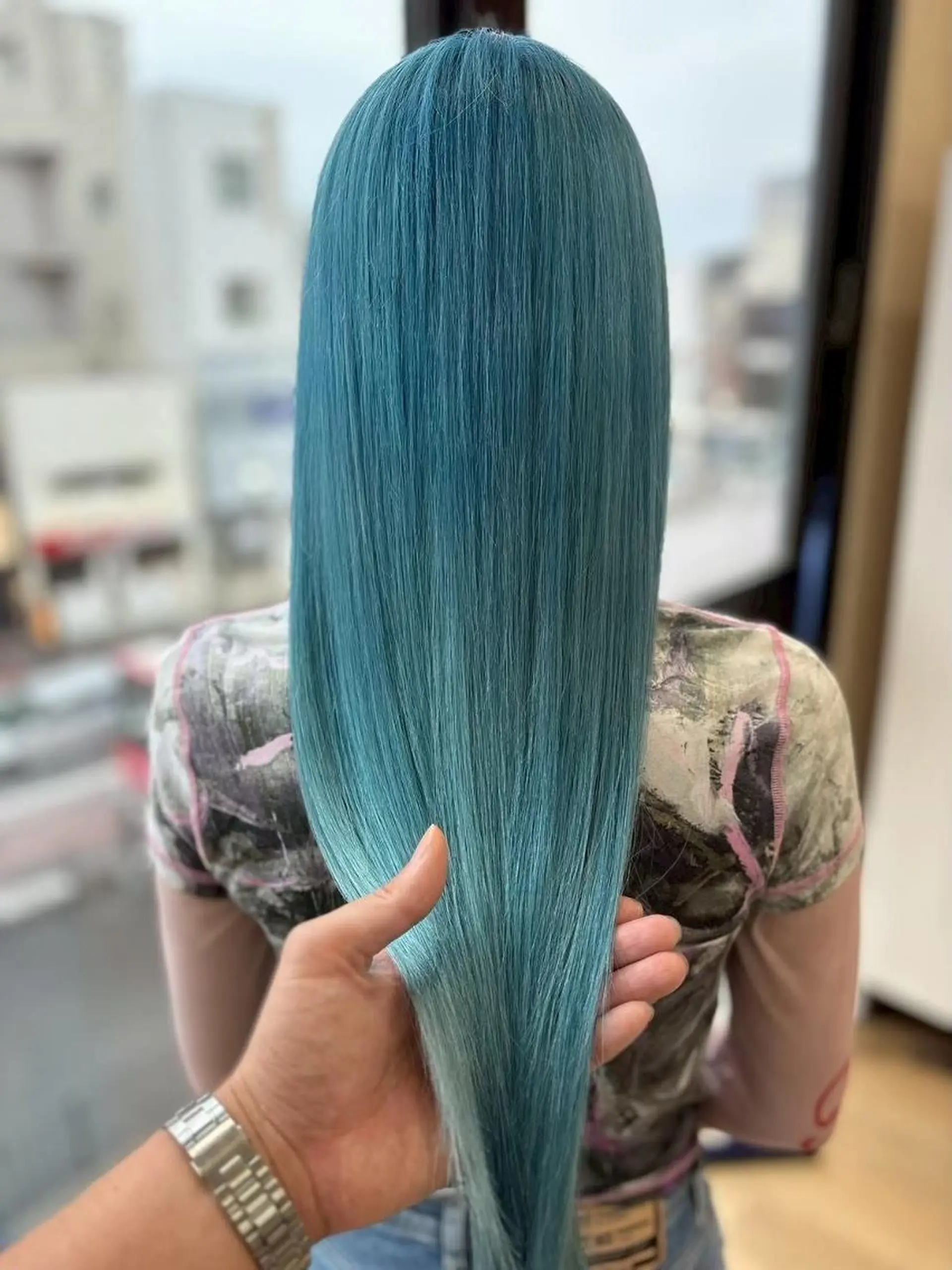 ロング Mirashy 成田のヘアスタイル