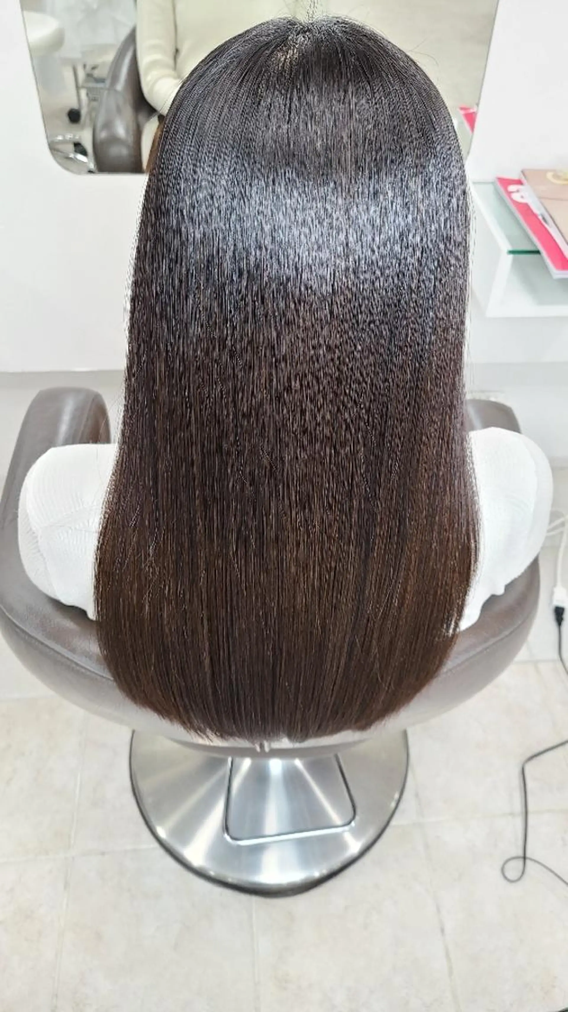 ロング 🎗️髪質改善・美髪 艶髪🥇小西邦生のヘアスタイル