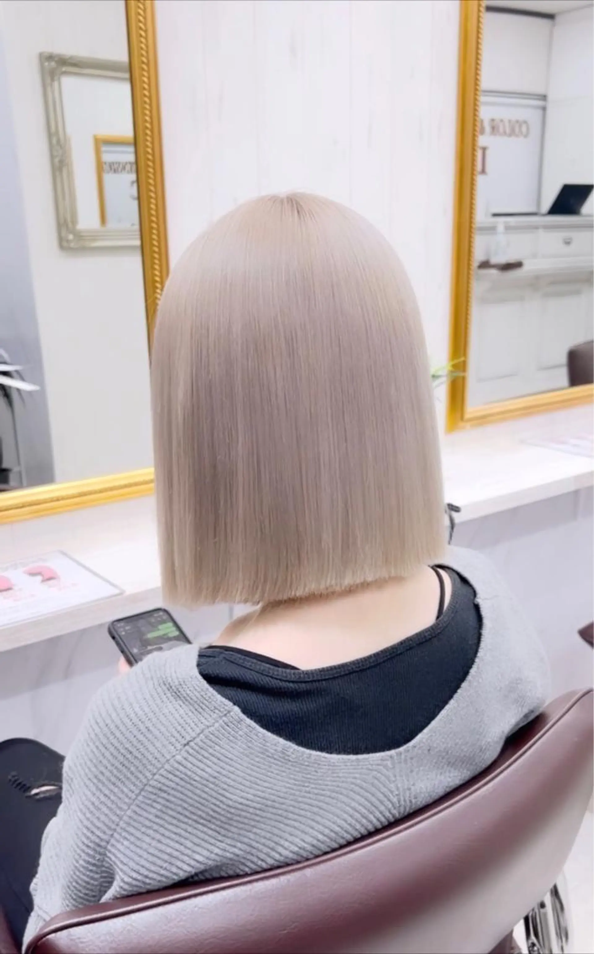 ショート ヘアカラー TAKATO ✨ハイトーン✨のヘアスタイル