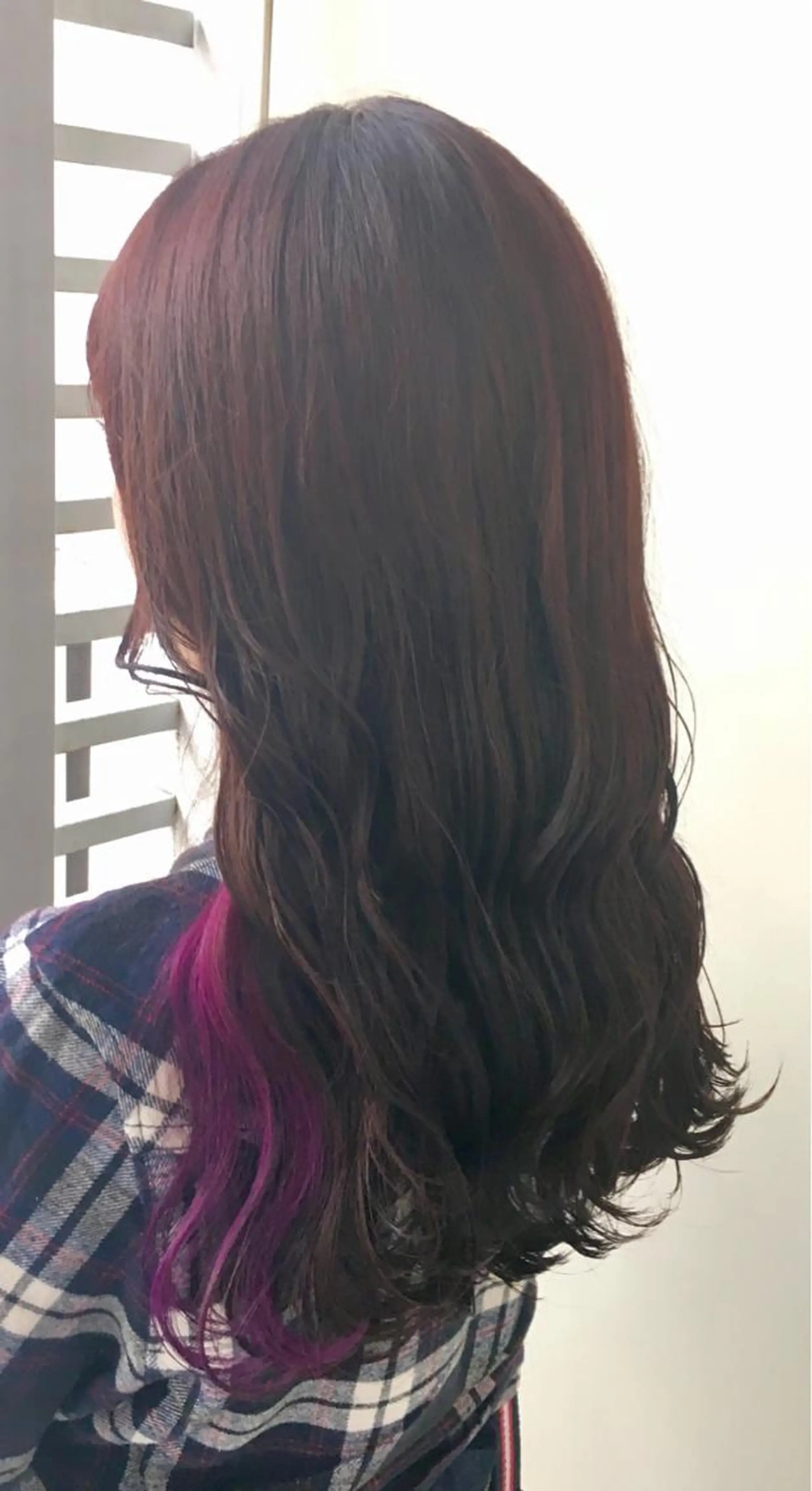 ロング カラー ブリーチ ピンクカラー トリートメント Zina SAKIのヘアスタイル