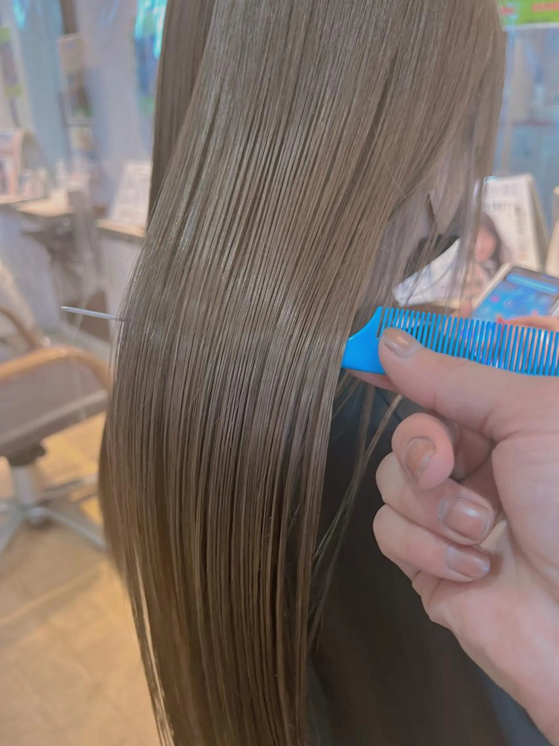 セミロング カラー 髪質改善TR特化 副店長 坂田一樹】のヘアスタイル