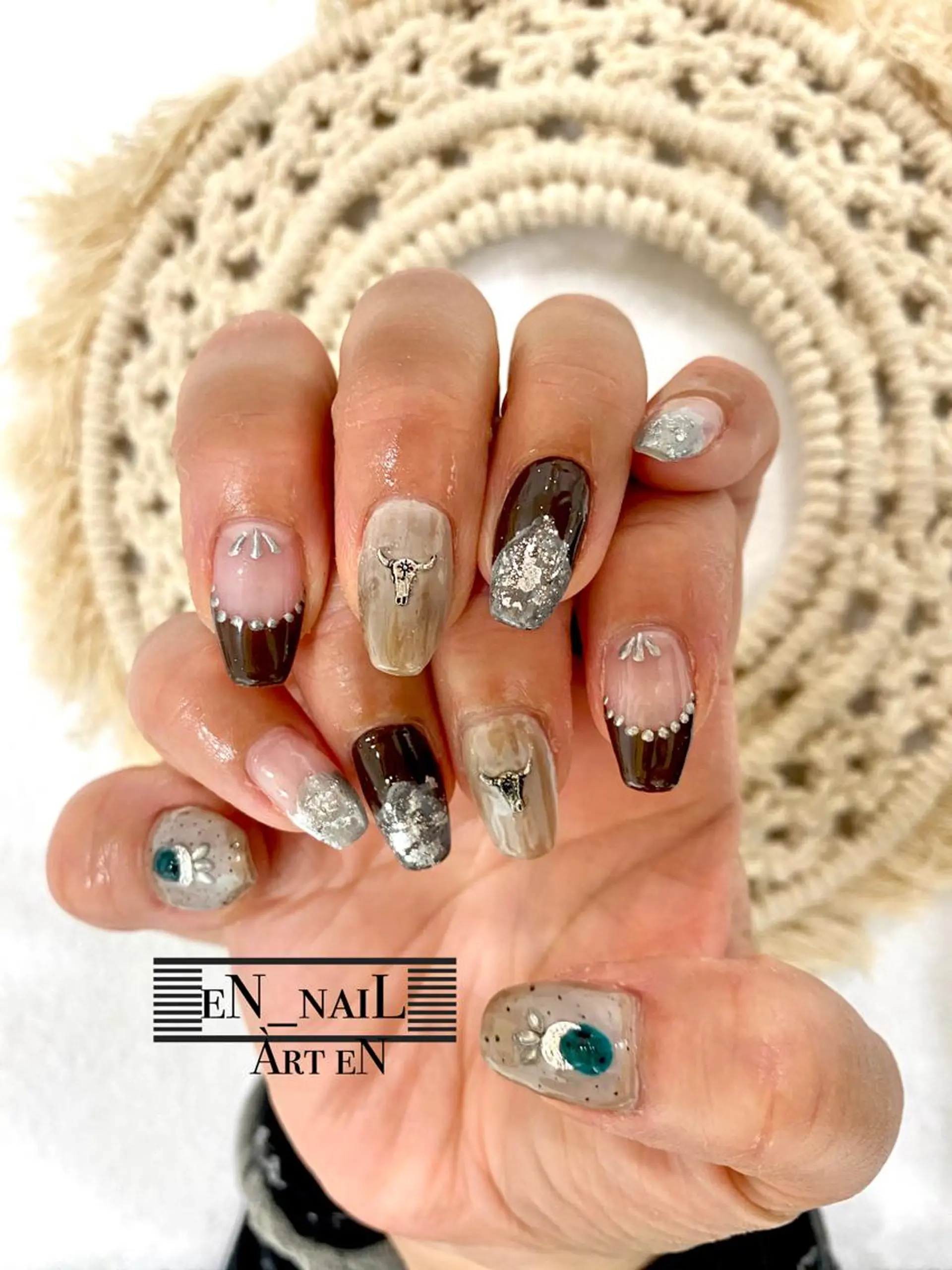 ネイル EN_NAIL 野中本店Ayakaのネイルデザイン