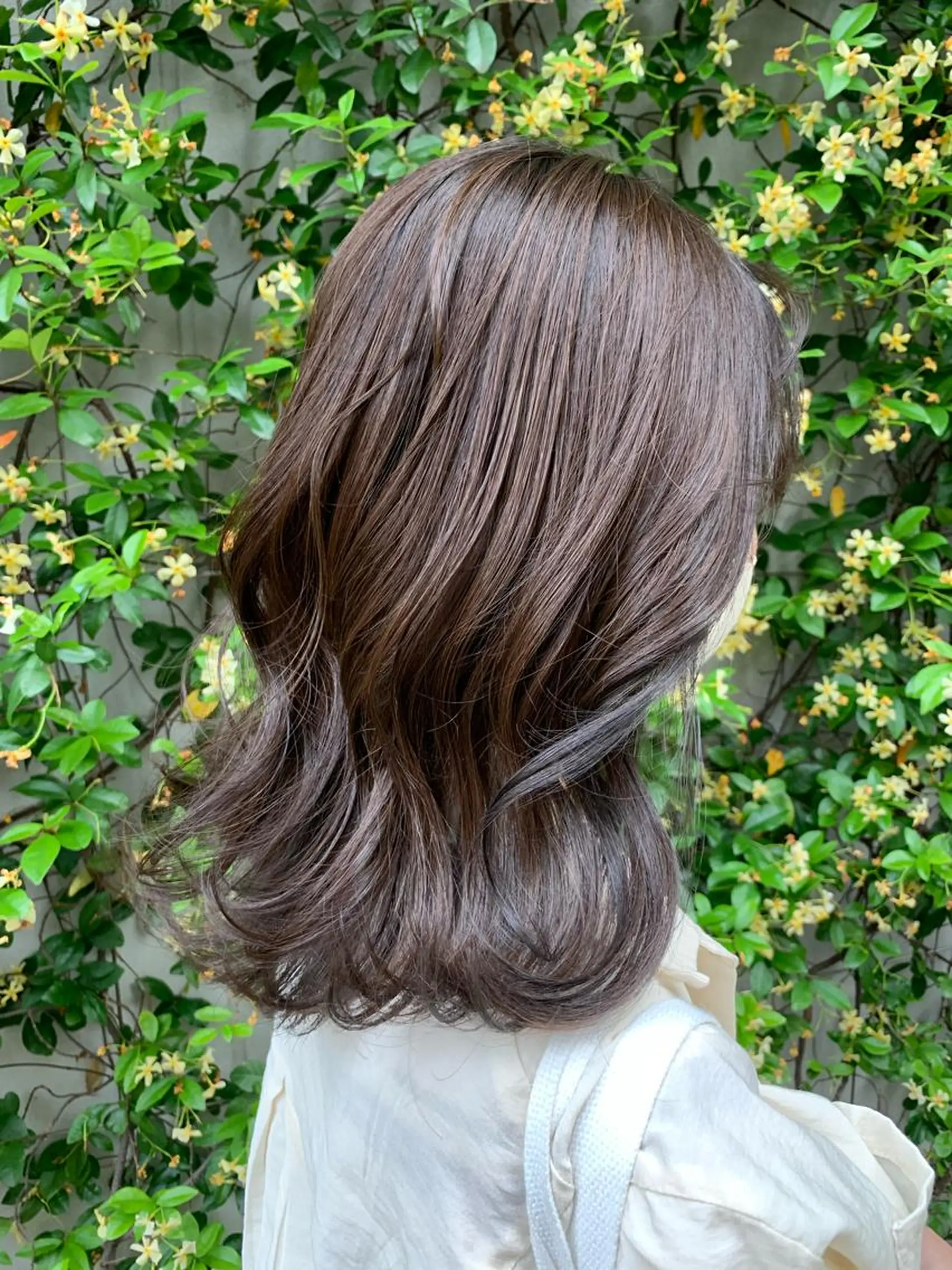 ミディアム カット ヘアカラー トリートメント 🌟美髪縮毛矯正🌟 吉田冴一のヘアスタイル