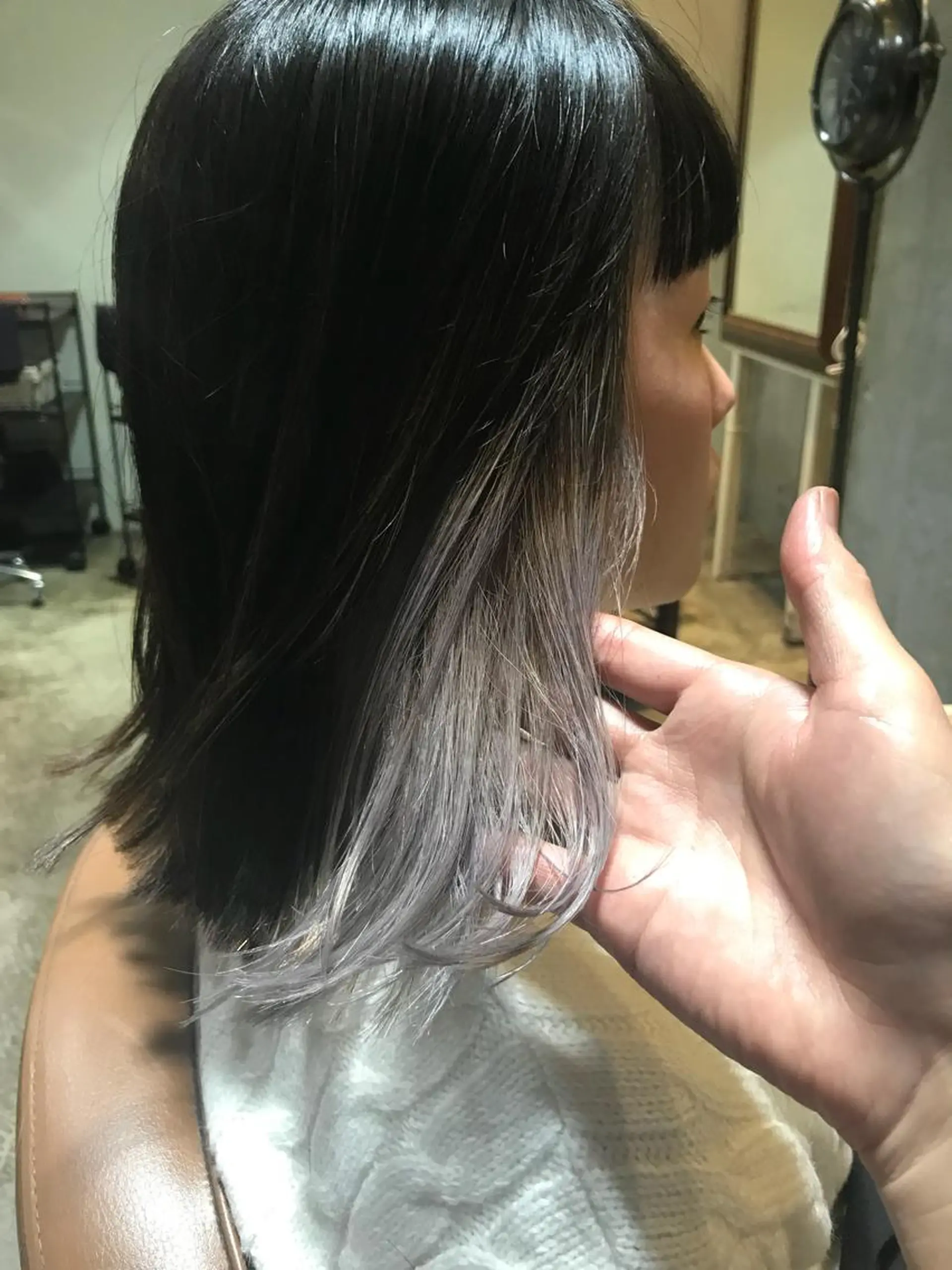 ミディアム カラー パーマ ヘアアレンジ メンズ キッズ ネイル マツエク・マツパ ホワイト サロンドミルク 原宿のヘアスタイル