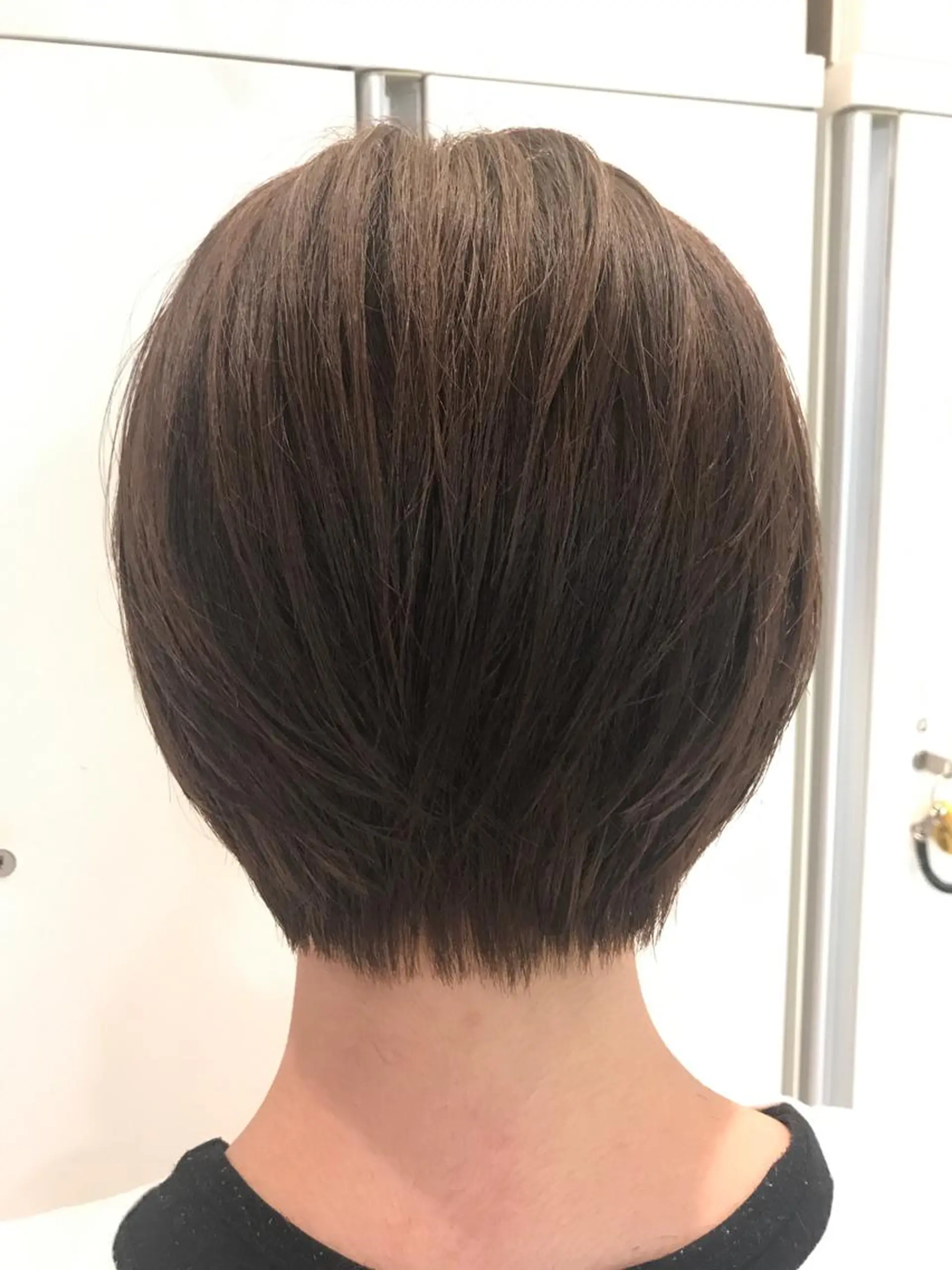 ショート 米良 志織のヘアスタイル