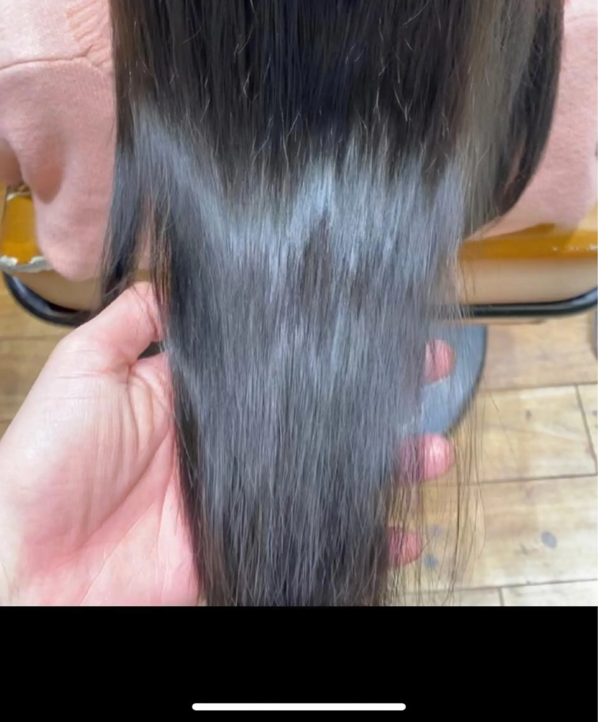 カラー 新宿/レイヤー 顔周りカット溝手優太のヘアスタイル