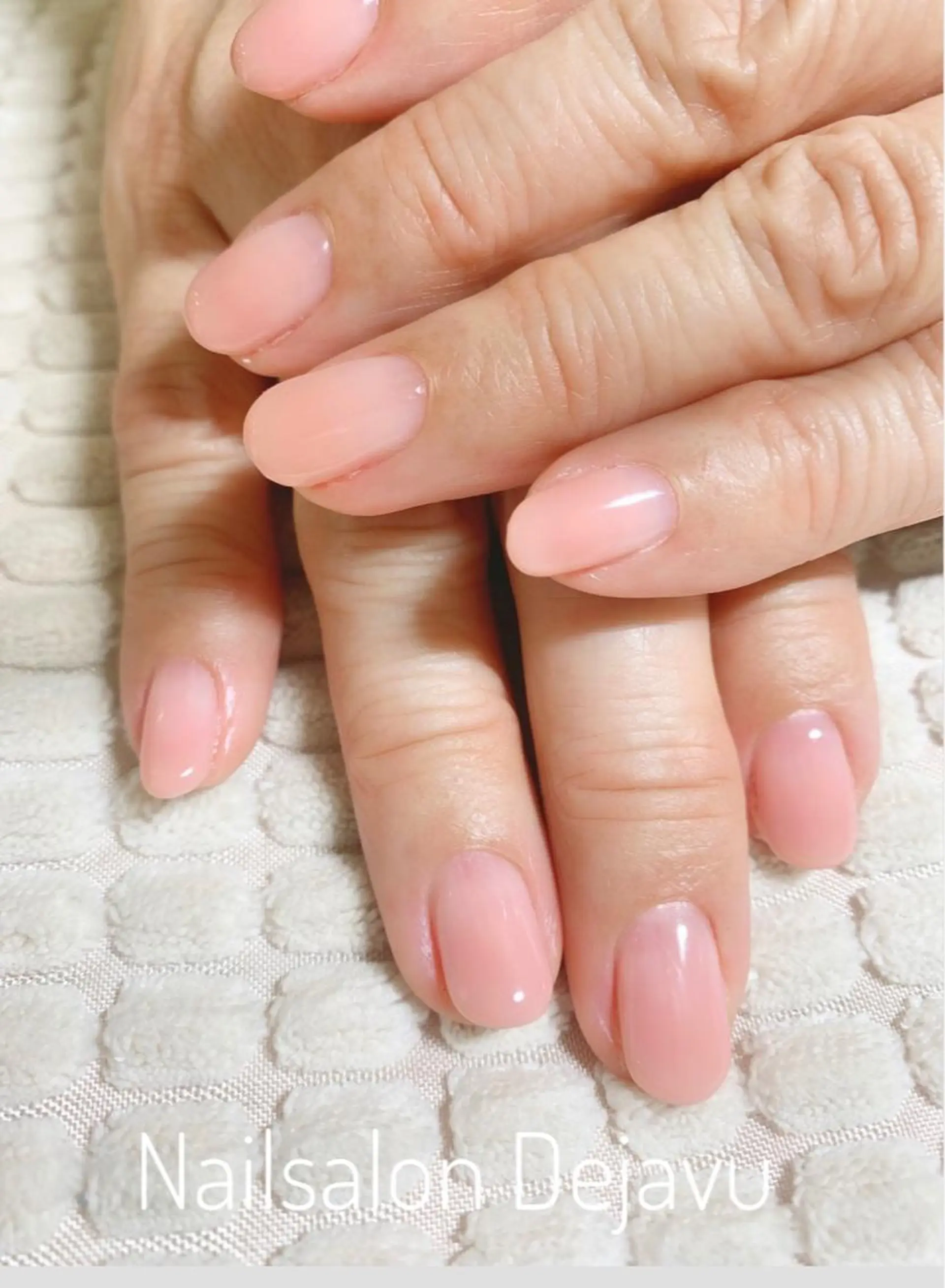 ネイル アートネイル グラデーション オフィスネイル シンプルネイル ハンドネイル Nail salon Dejavu 🌿のネイルデザイン