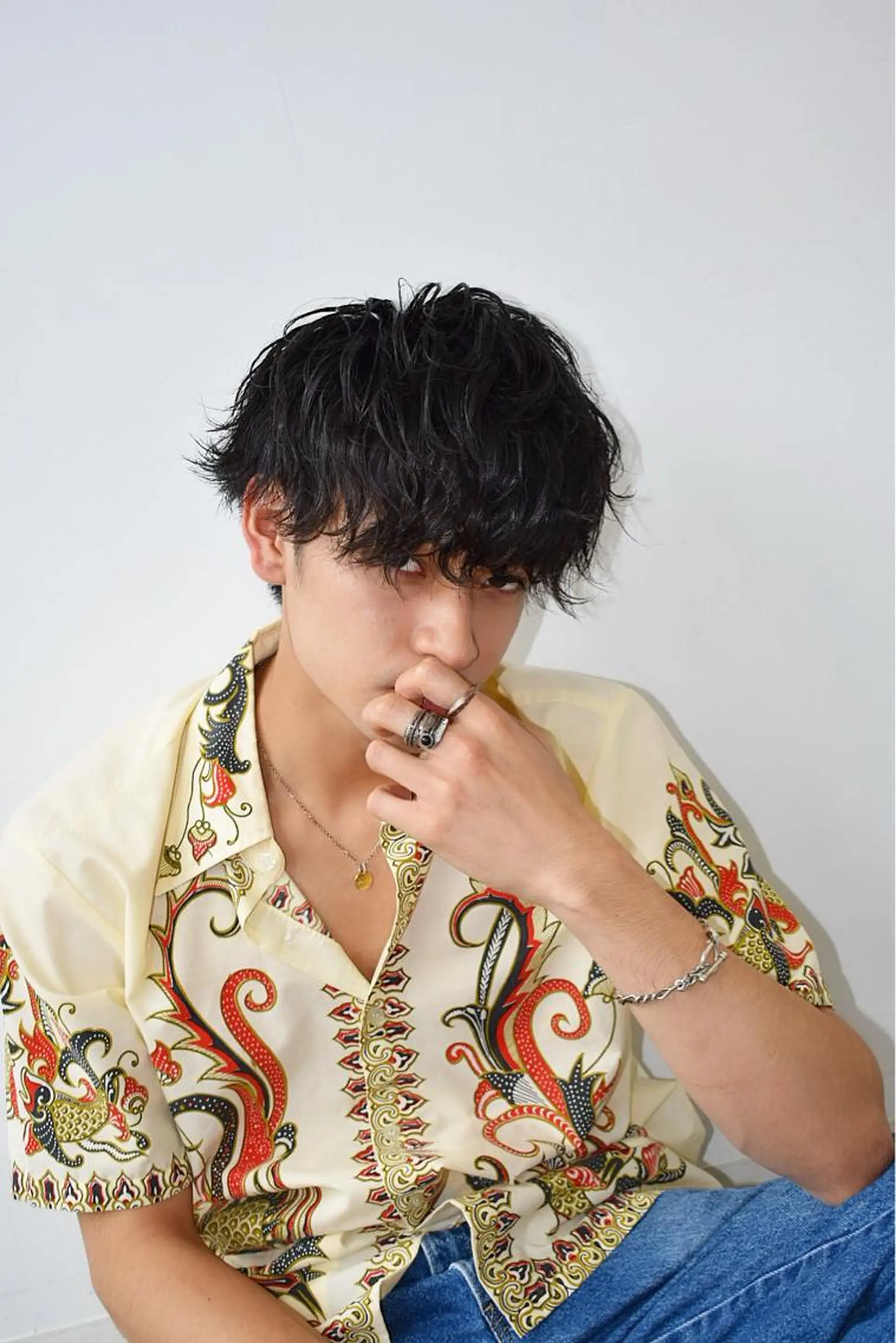 ミディアム パーマ メンズ ミディアムパーマ メンズパーマ スパイラルパーマ 韓国美髪矯正✂️ 佐藤ヒロのヘアスタイル