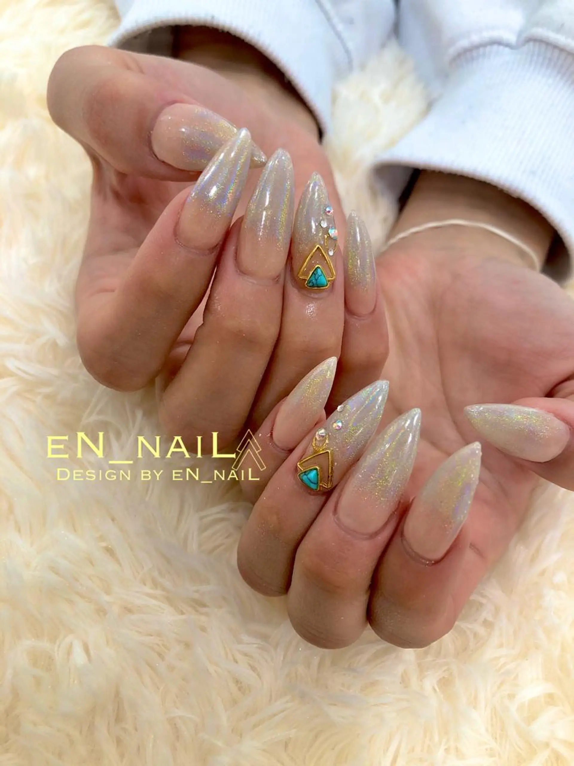 ネイル EN_NAIL 野中本店Ayakaのネイルデザイン