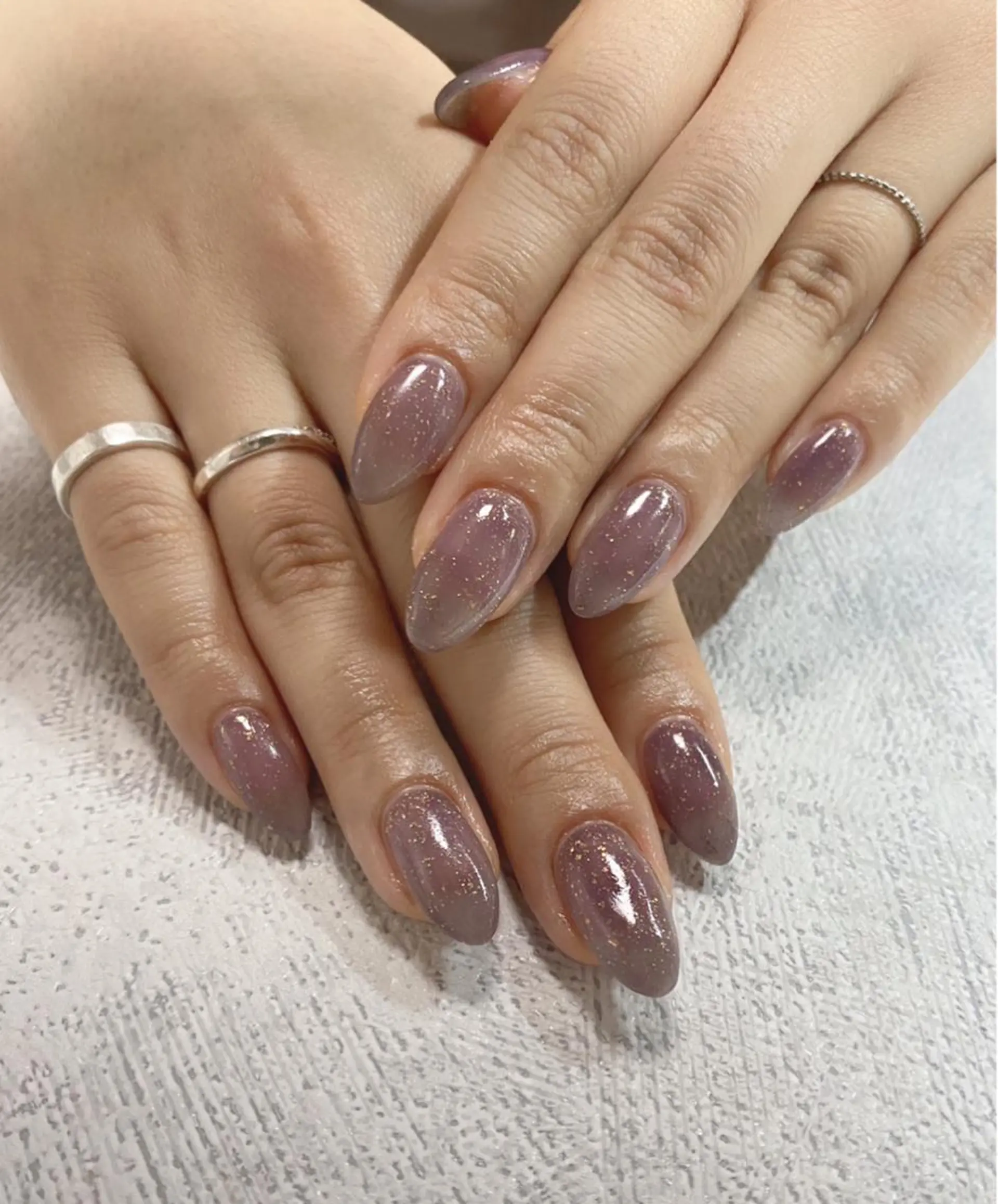 ネイル ラメ(グリッター) ワンカラーネイル 𝑺 𝒏𝒂𝒊𝒍✳︎のネイルデザイン