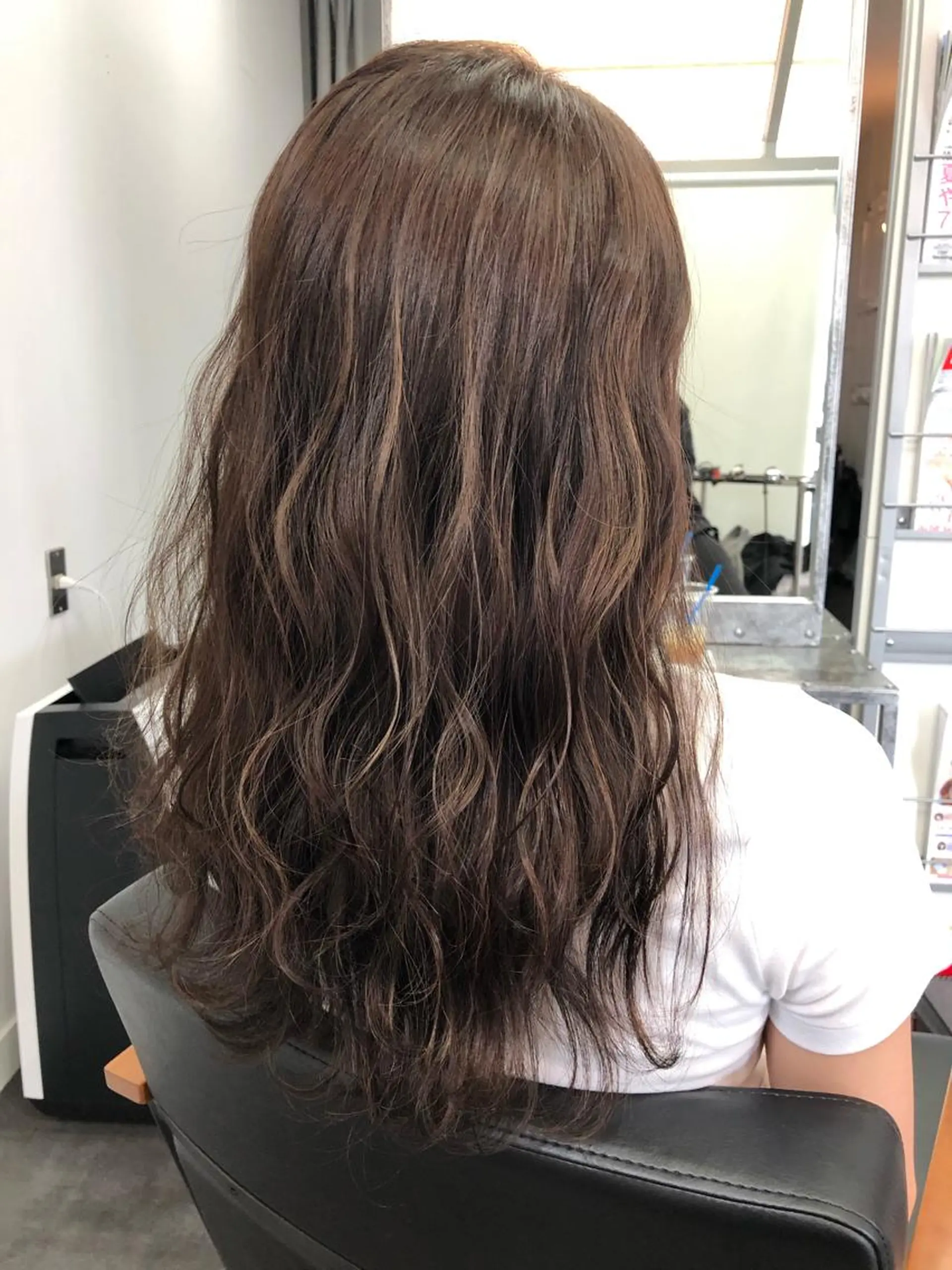 ミディアム カラー ヘアアレンジ ヘアカラー トリートメント 大塚 貴之のヘアスタイル