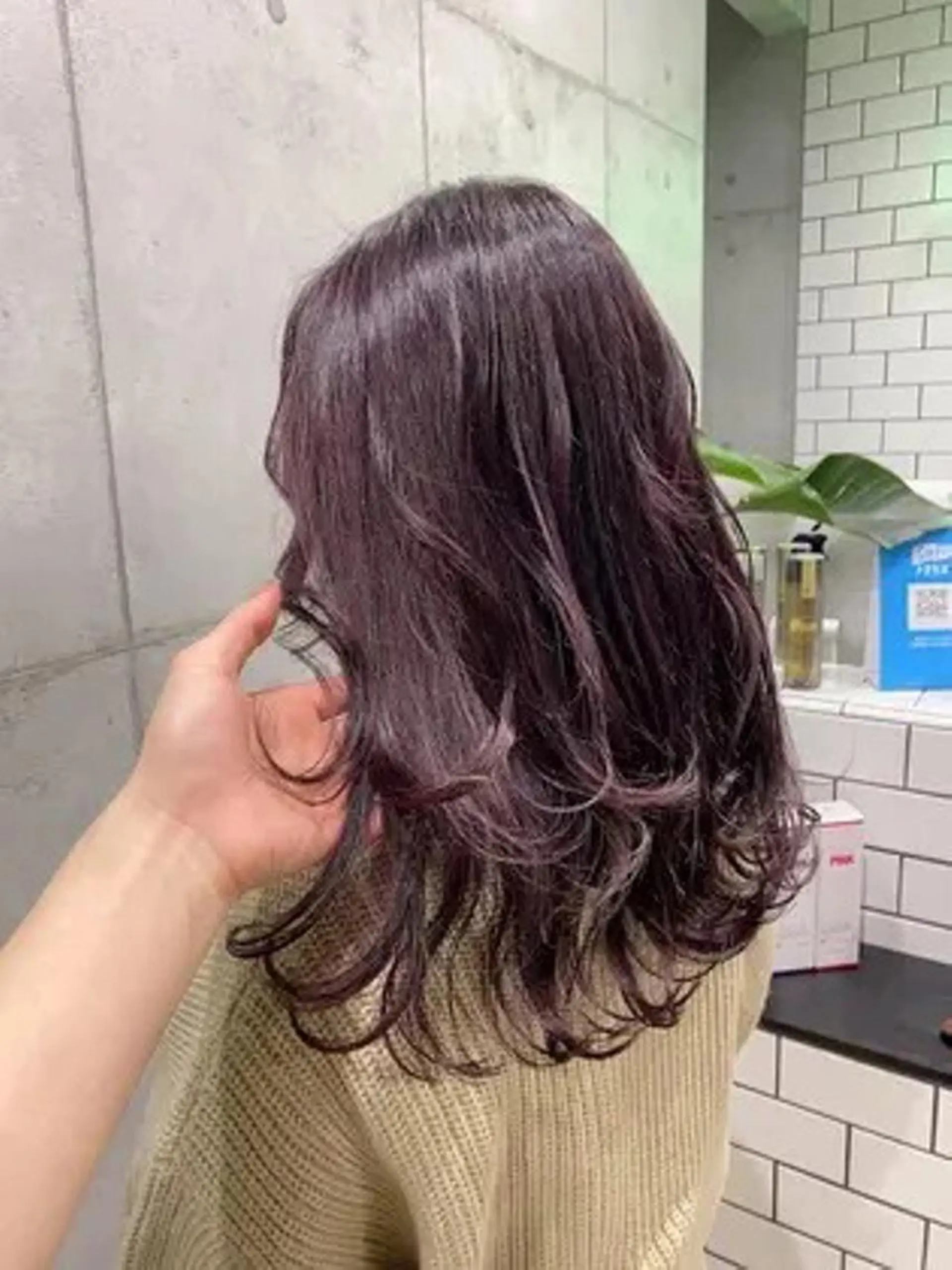 セミロング newi 赤羽のヘアスタイル