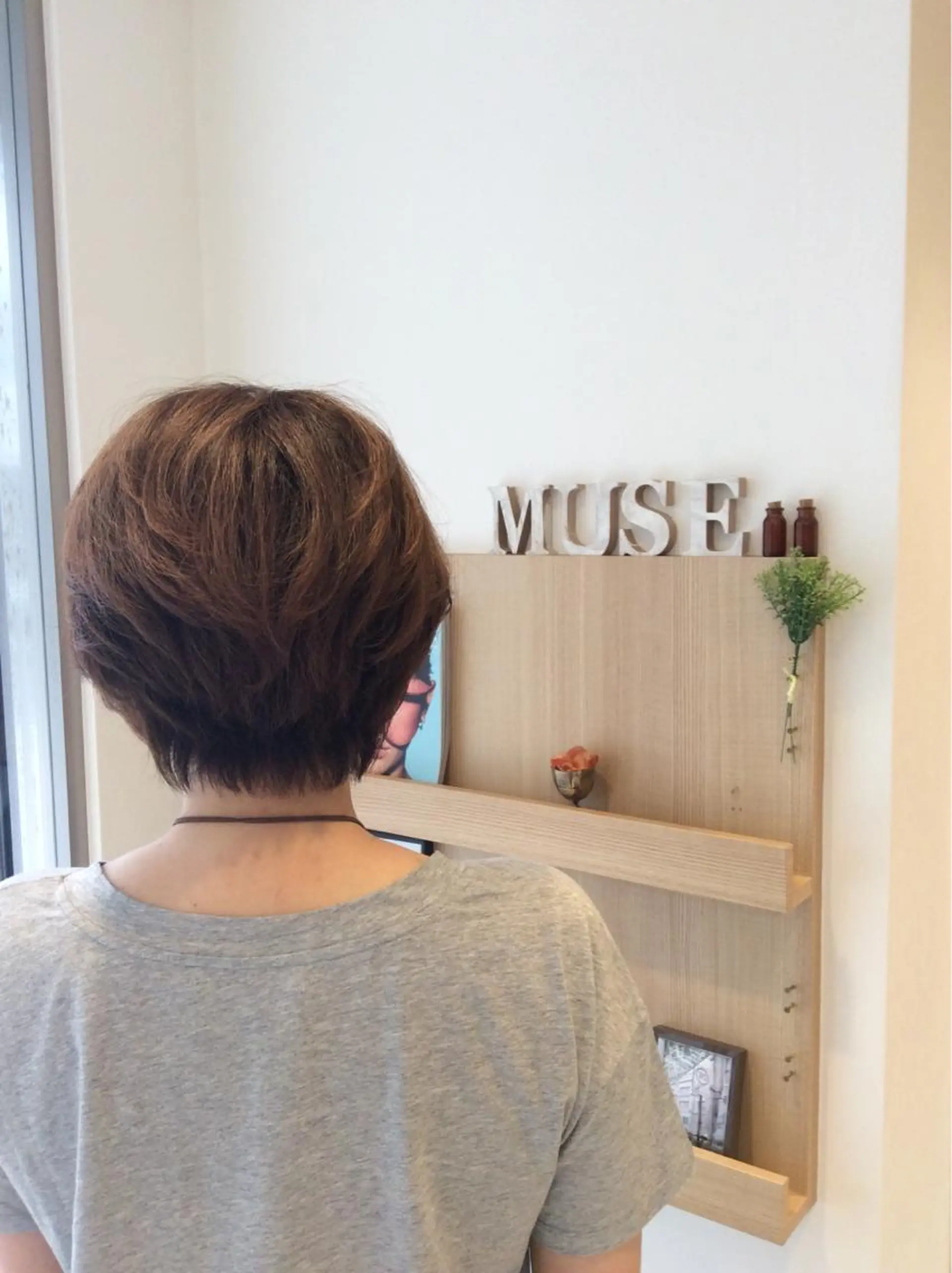 ショート パーマ スズキ シオリのヘアスタイル