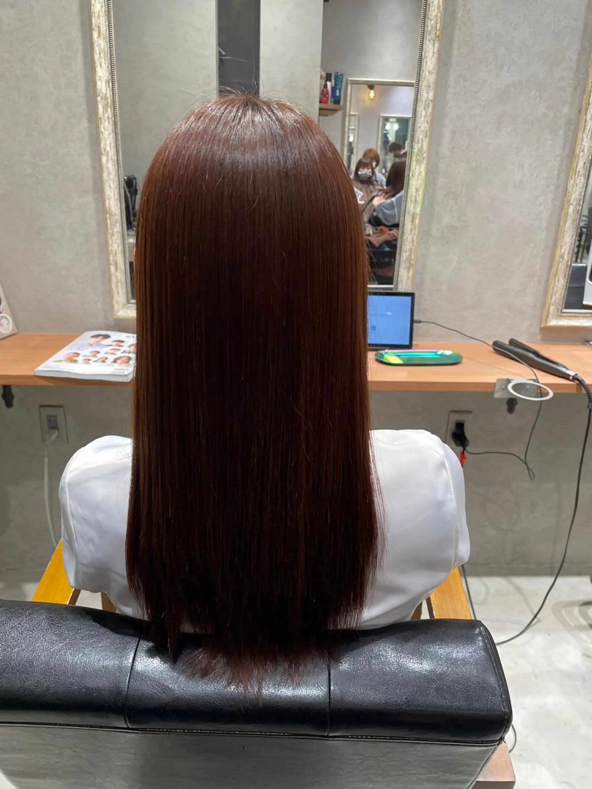 セミロング トリートメント カット ヘアカラー トリートメント stylist YUTOのヘアスタイル