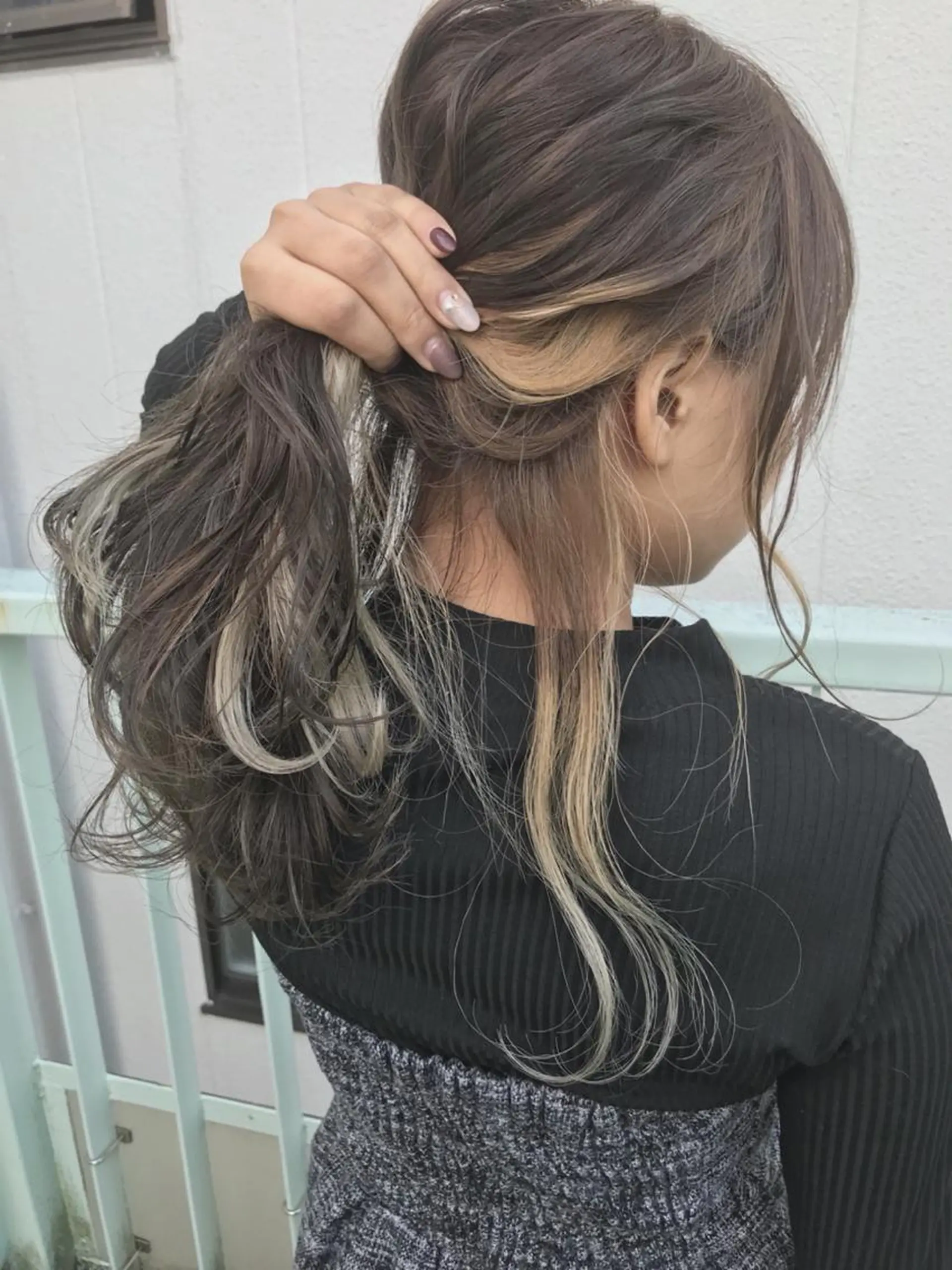 カラー インナーカラー ココテラス メンズカットのヘアスタイル