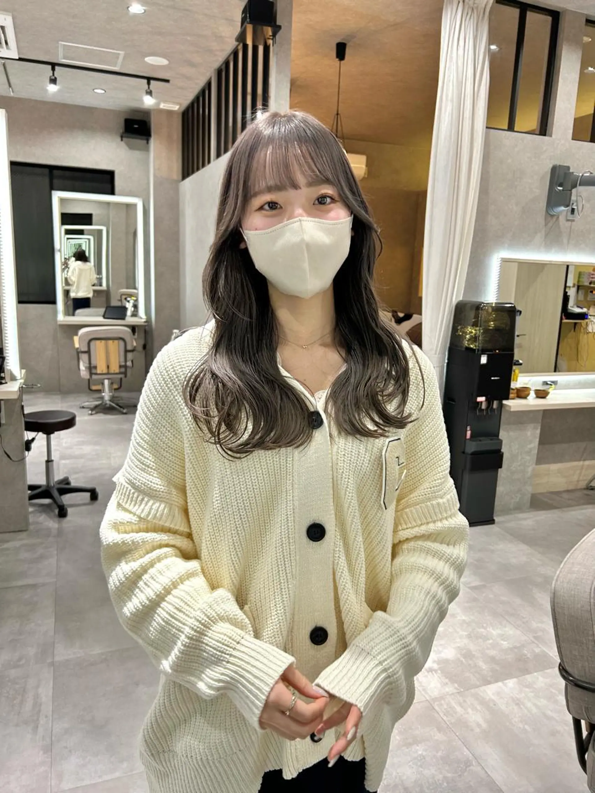 セミロング カラー カット ヘアカラー トリートメント 一ノ瀬 暁のヘアスタイル