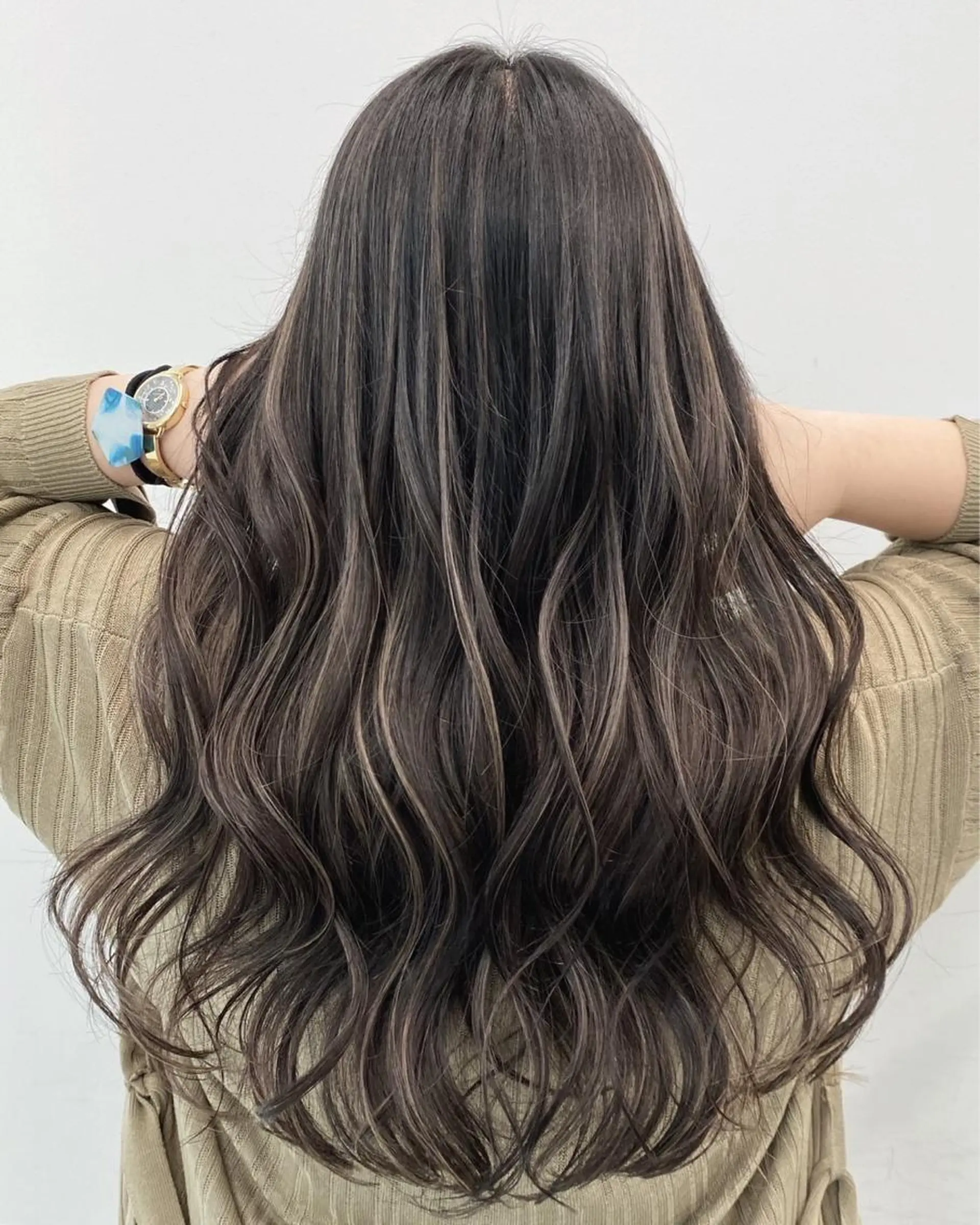 ロング カラー ヘアアレンジ ハイライトカラー ハイライト 【公式】amble luxe池袋東口🩷のヘアスタイル