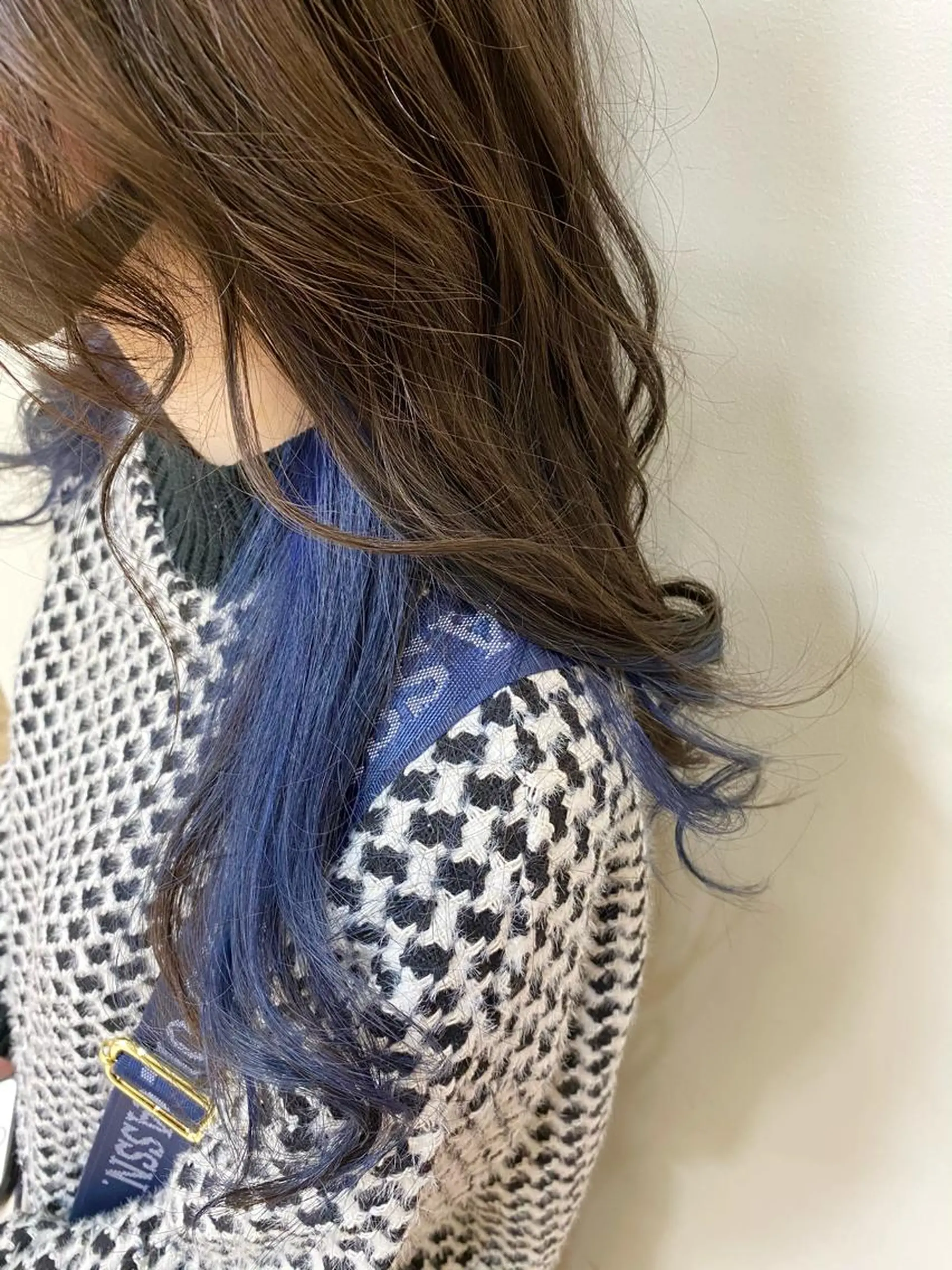 カラー SALOWIN栄 高須大貴のヘアスタイル