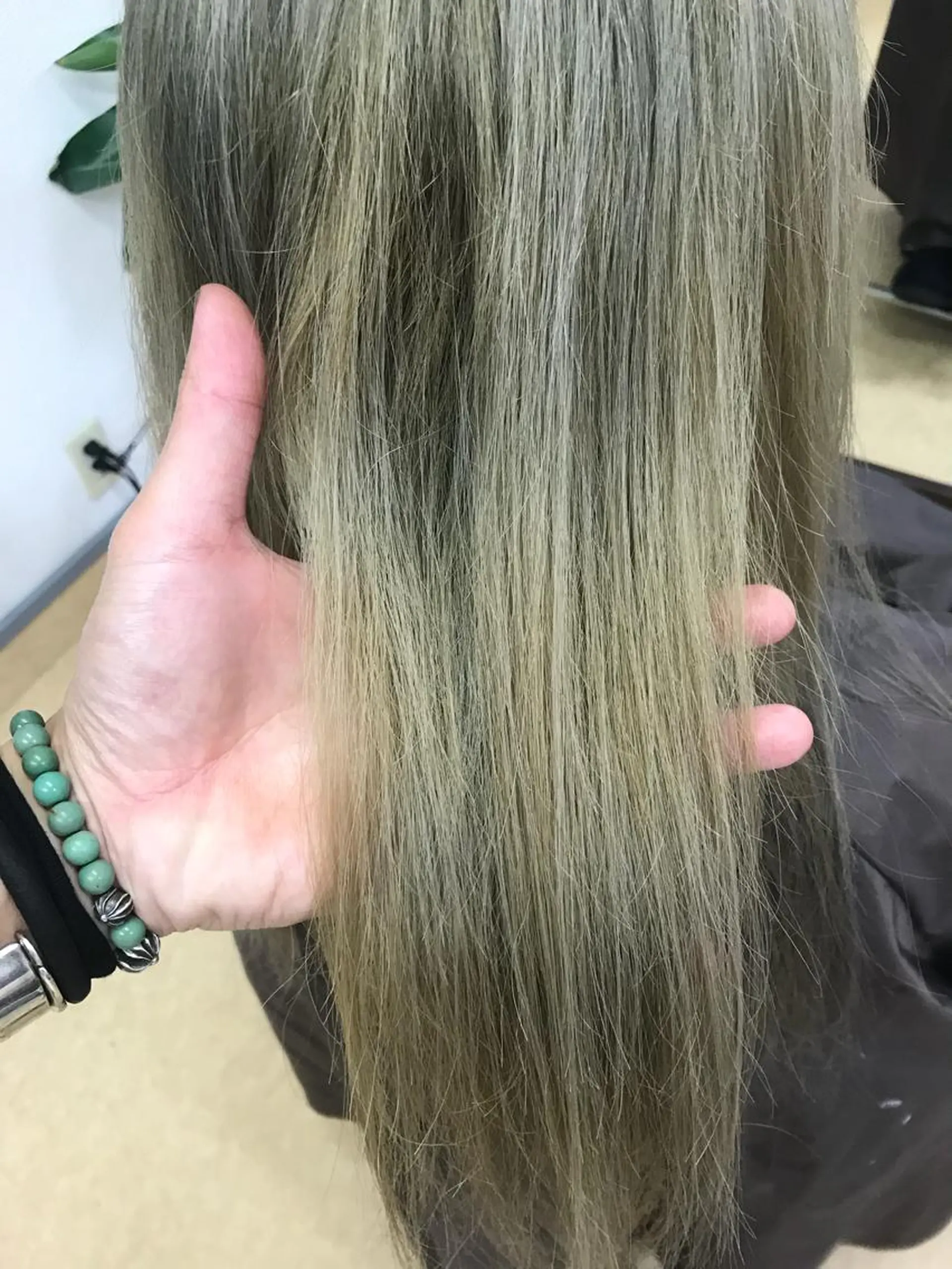 ミディアム 遠藤 寛明のヘアスタイル