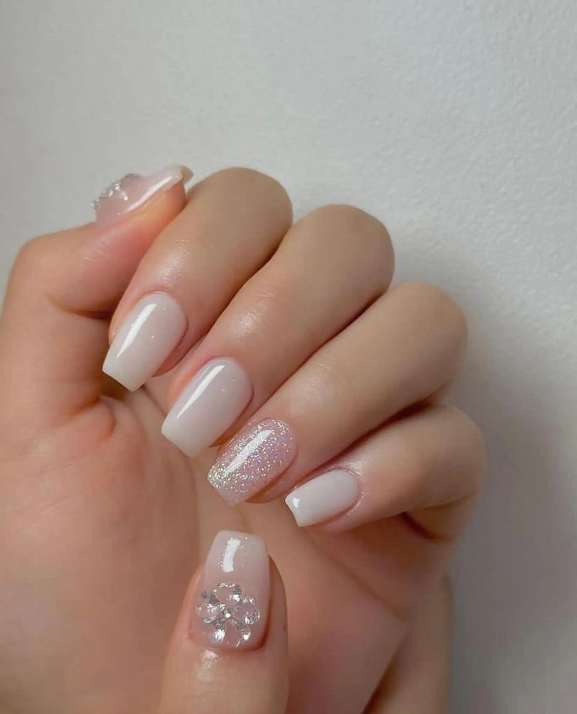 ネイル RAFFINE haru🦋🩵のネイルデザイン