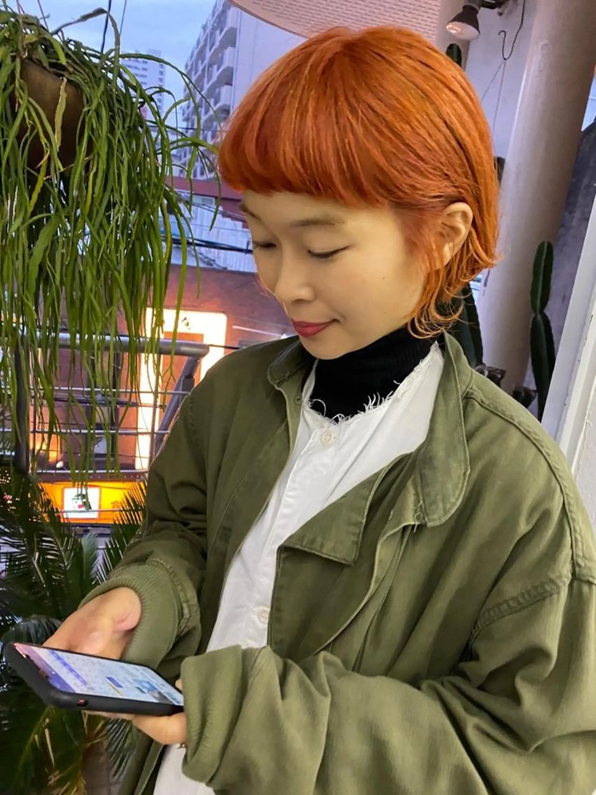 ショート カラー qiie/ワンカラー インナーカラーのヘアスタイル