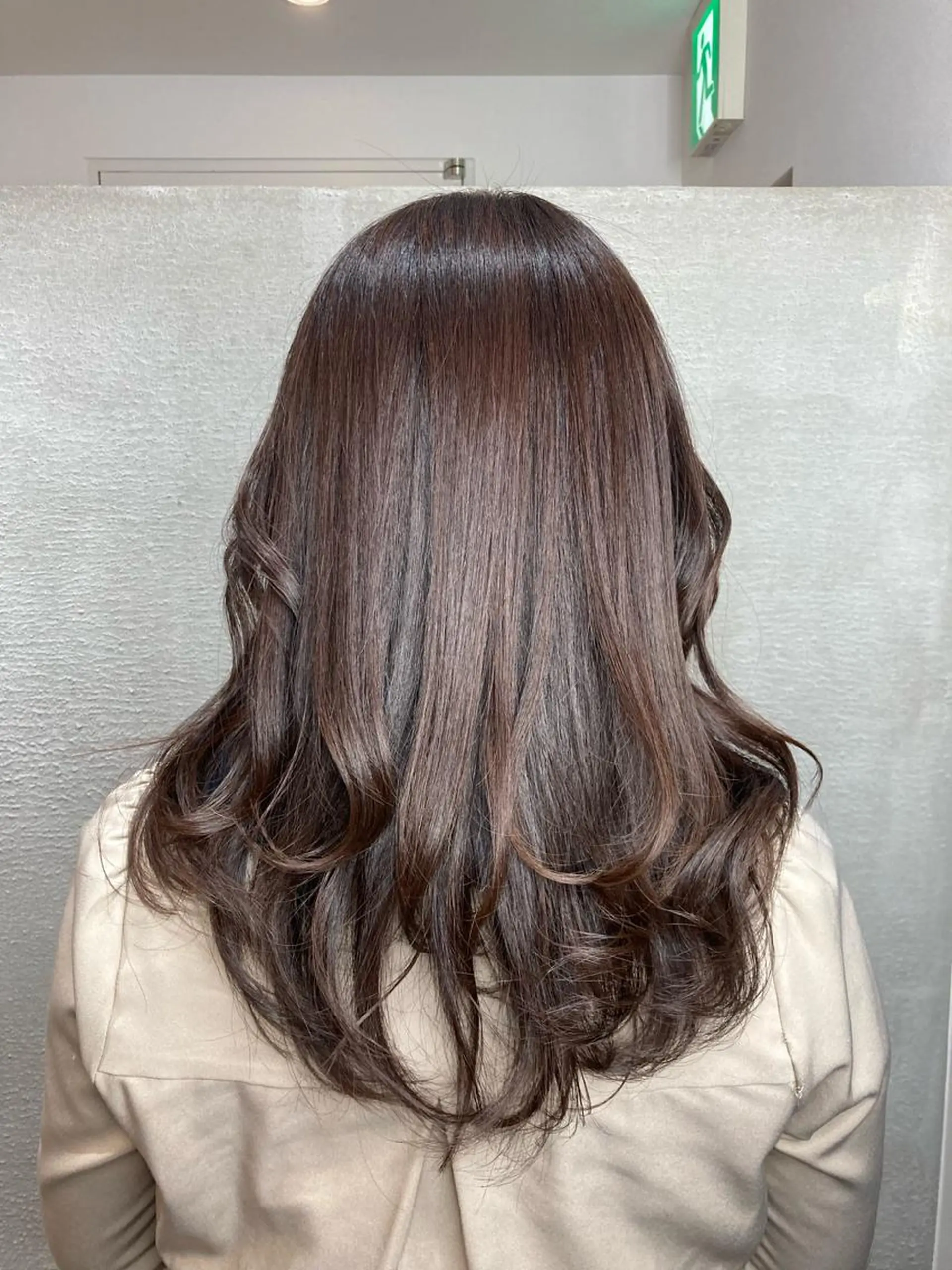 ロング カラー パーマ アッシュ ブラウンカラー 韓国風ヘア レイヤーカット 豊中/メンズ特化 岡田 龍之介のヘアスタイル