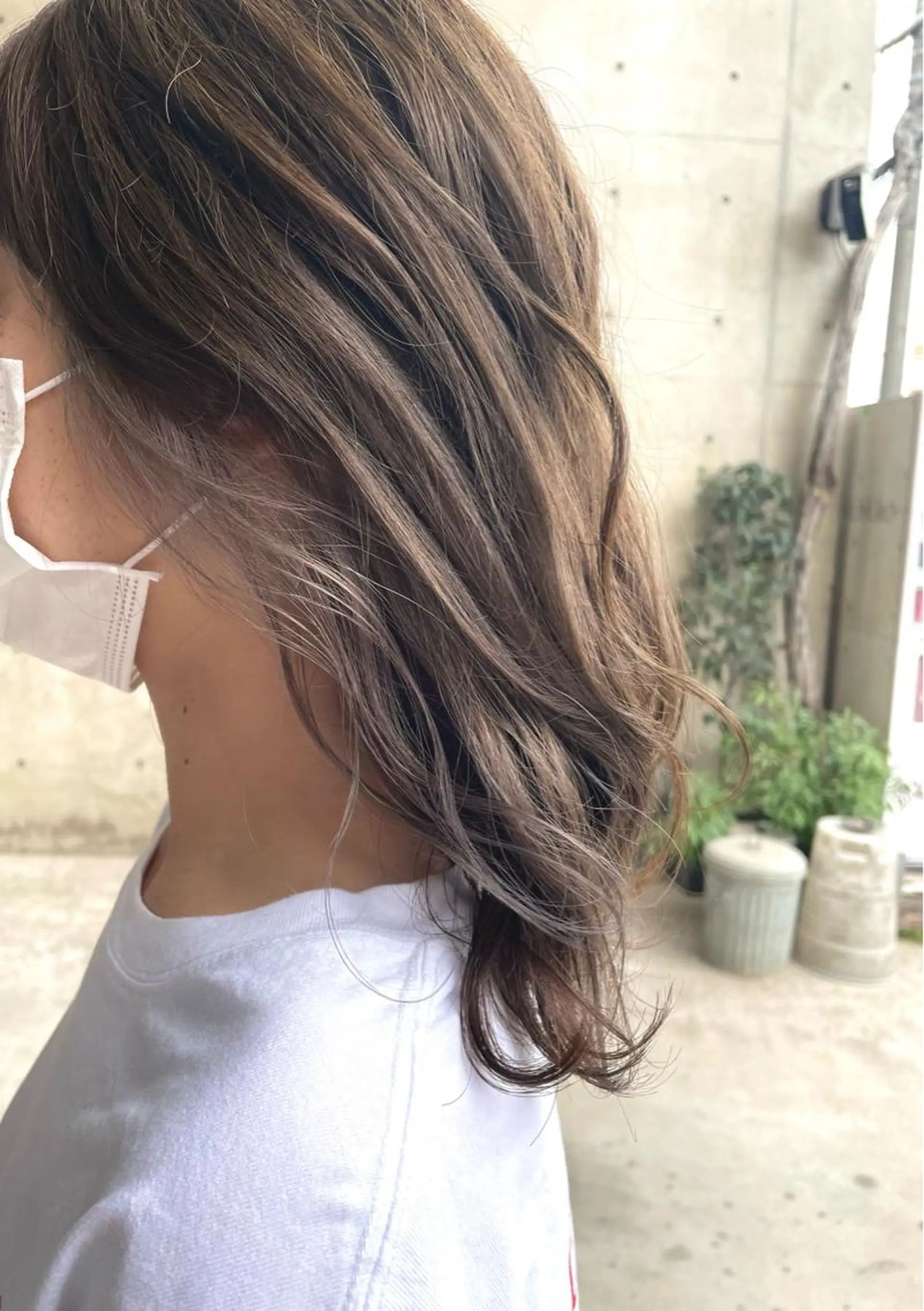 ミディアム カラー 日高 香織のヘアスタイル