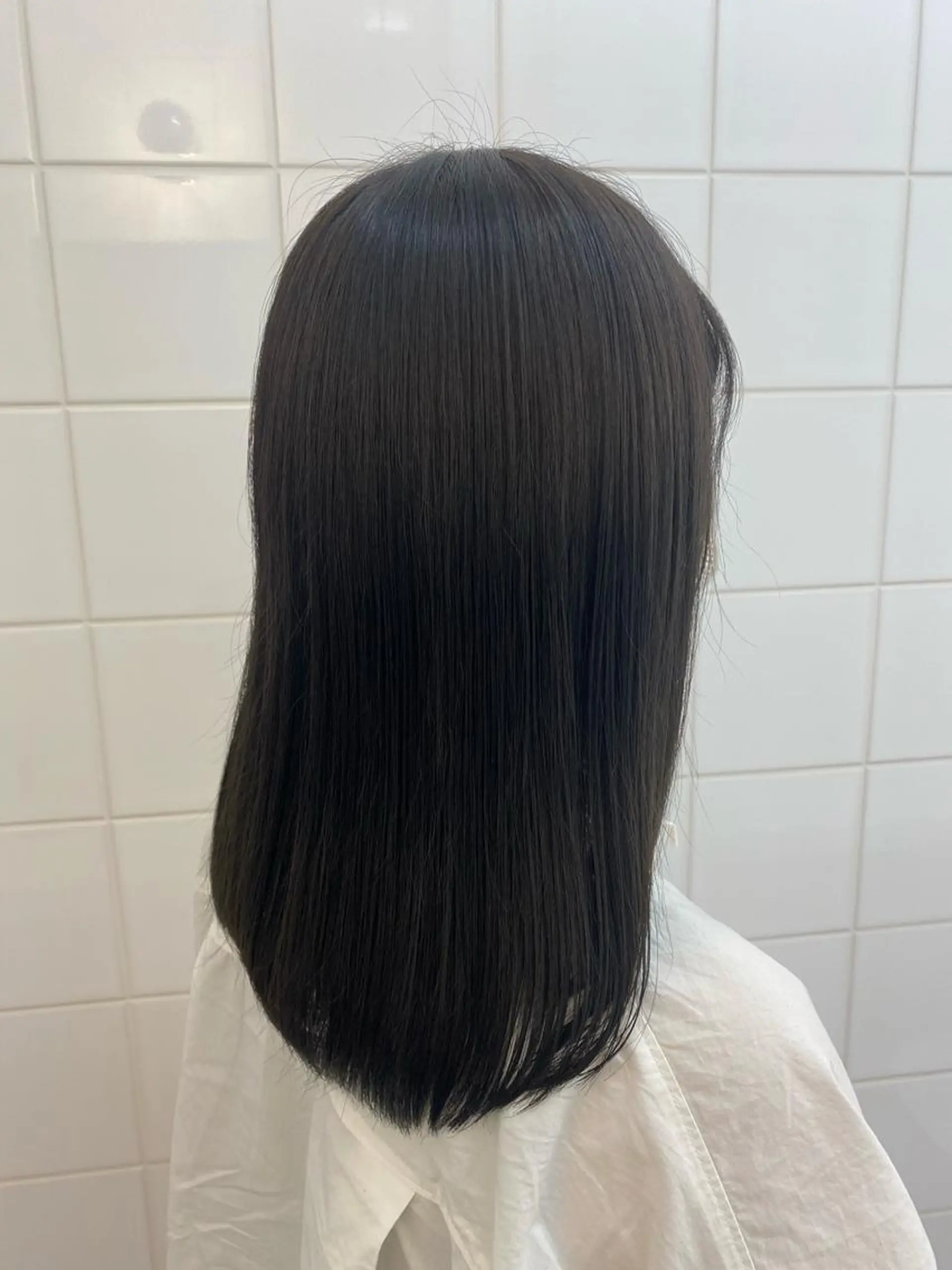 ミディアム aoi ♡グレージュ ・ベージュカラーのヘアスタイル