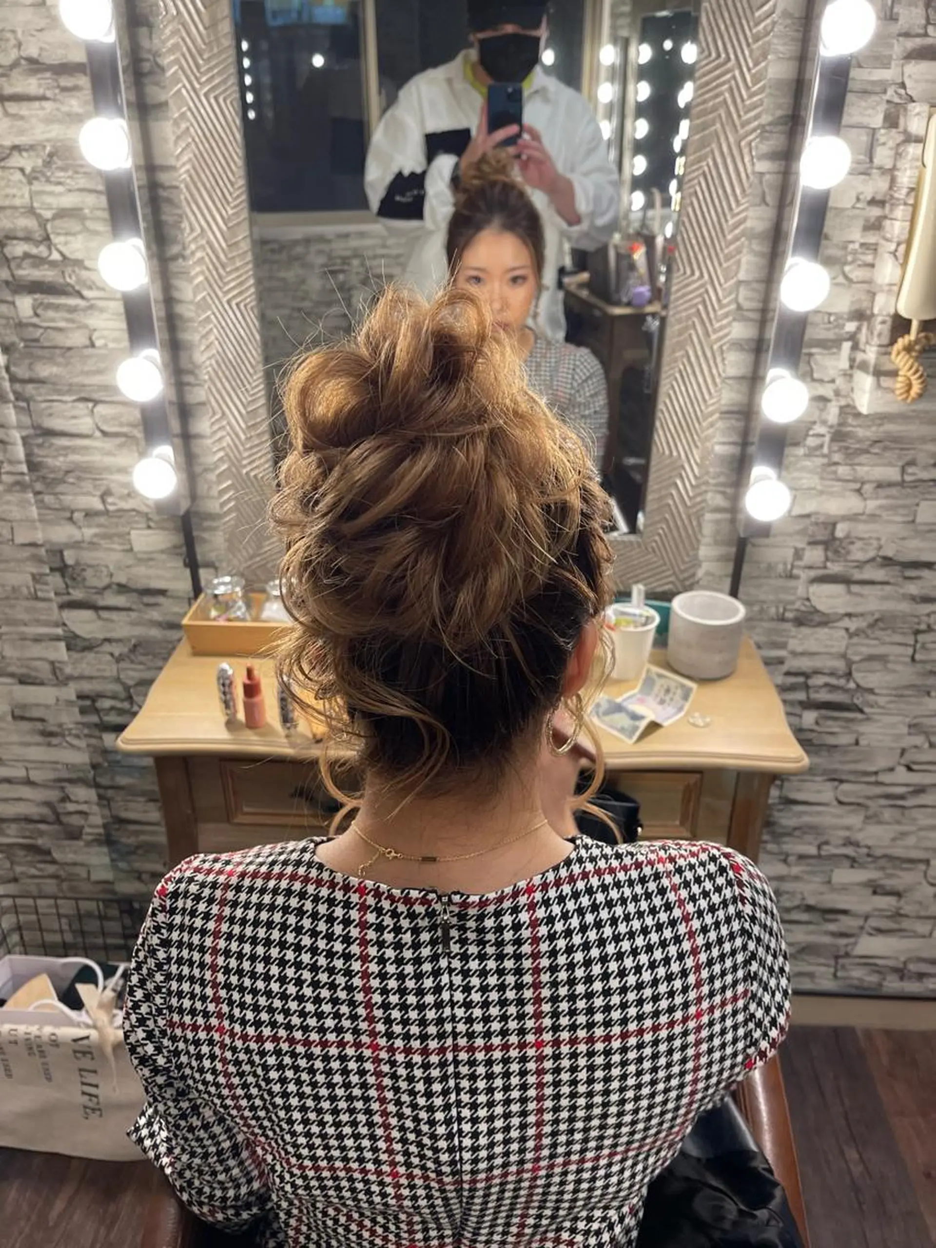 ロング ヘアアレンジ お団子ヘア hair make  Lucciのヘアスタイル