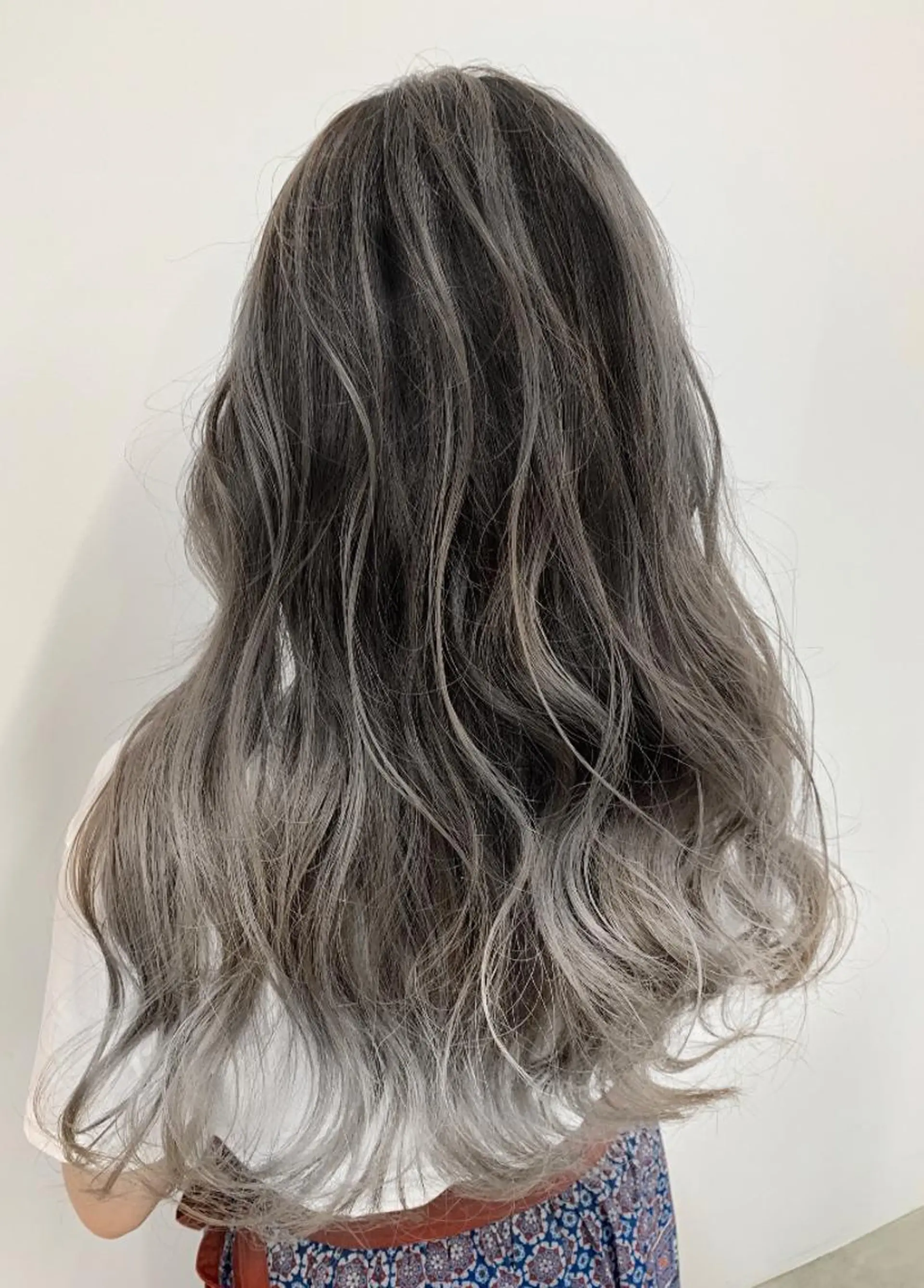 ロング カラー ハイライトカラー ハイライト カット トリートメント ✨カラー指名 No.1✨keitaのヘアスタイル