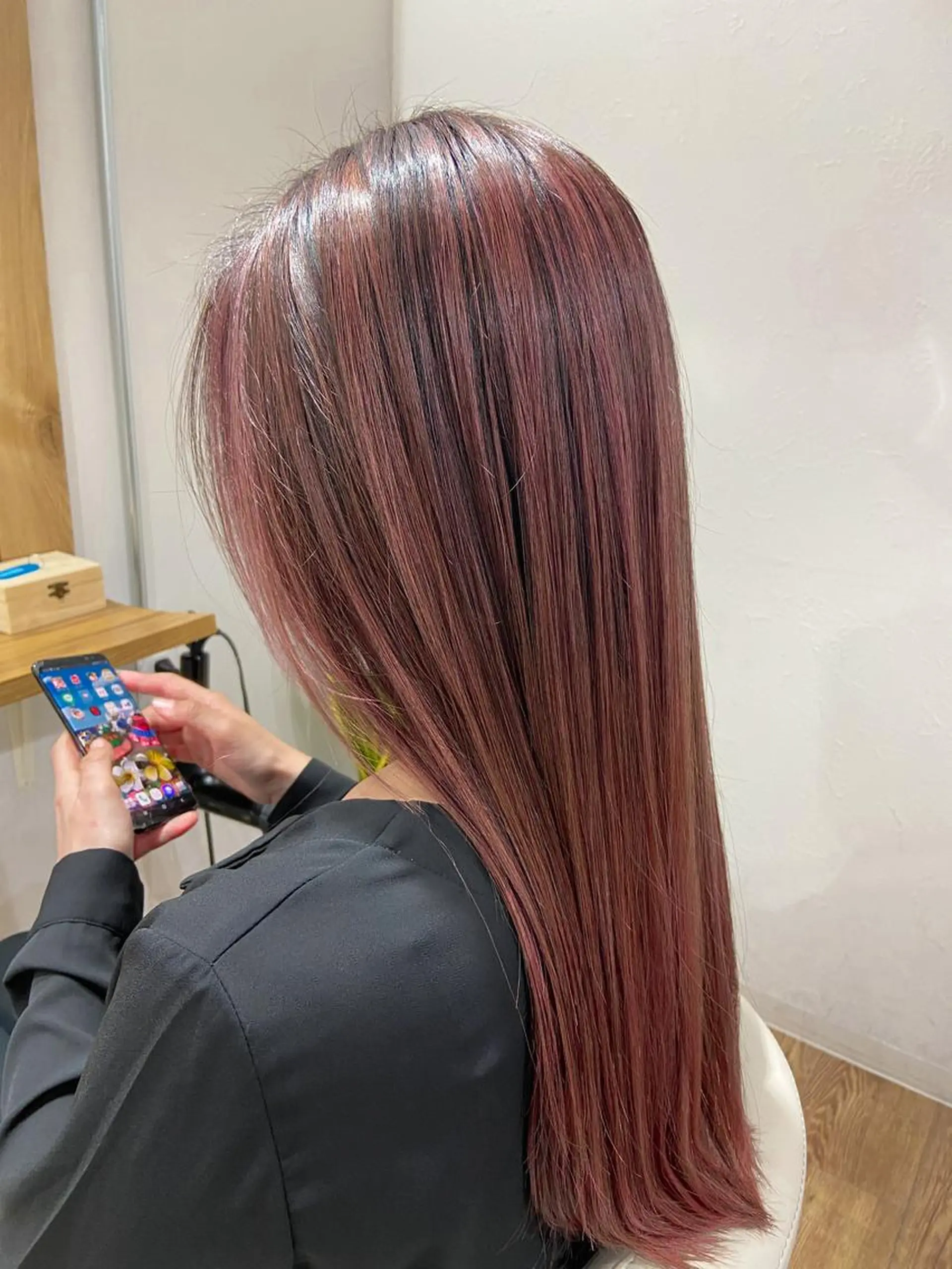 ロング カラー 切りっぱなしボブ ショートボブ バレイヤージュ ブリーチ デザインカラー カット ヘアカラー Kensho 京都駅 ケアブリーチのヘアスタイル