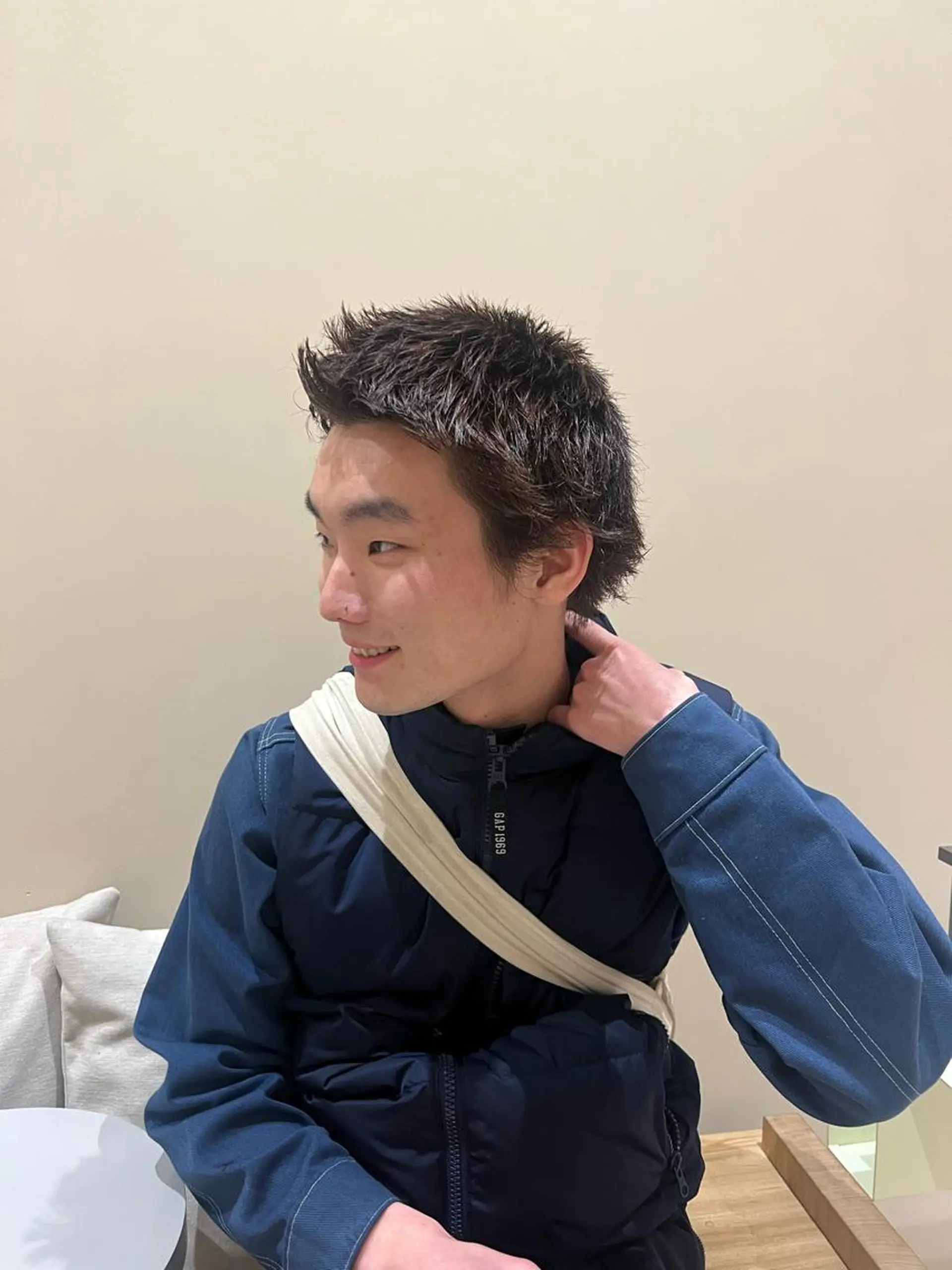 ショート レイヤーカット NERO加藤木麻彩のヘアスタイル