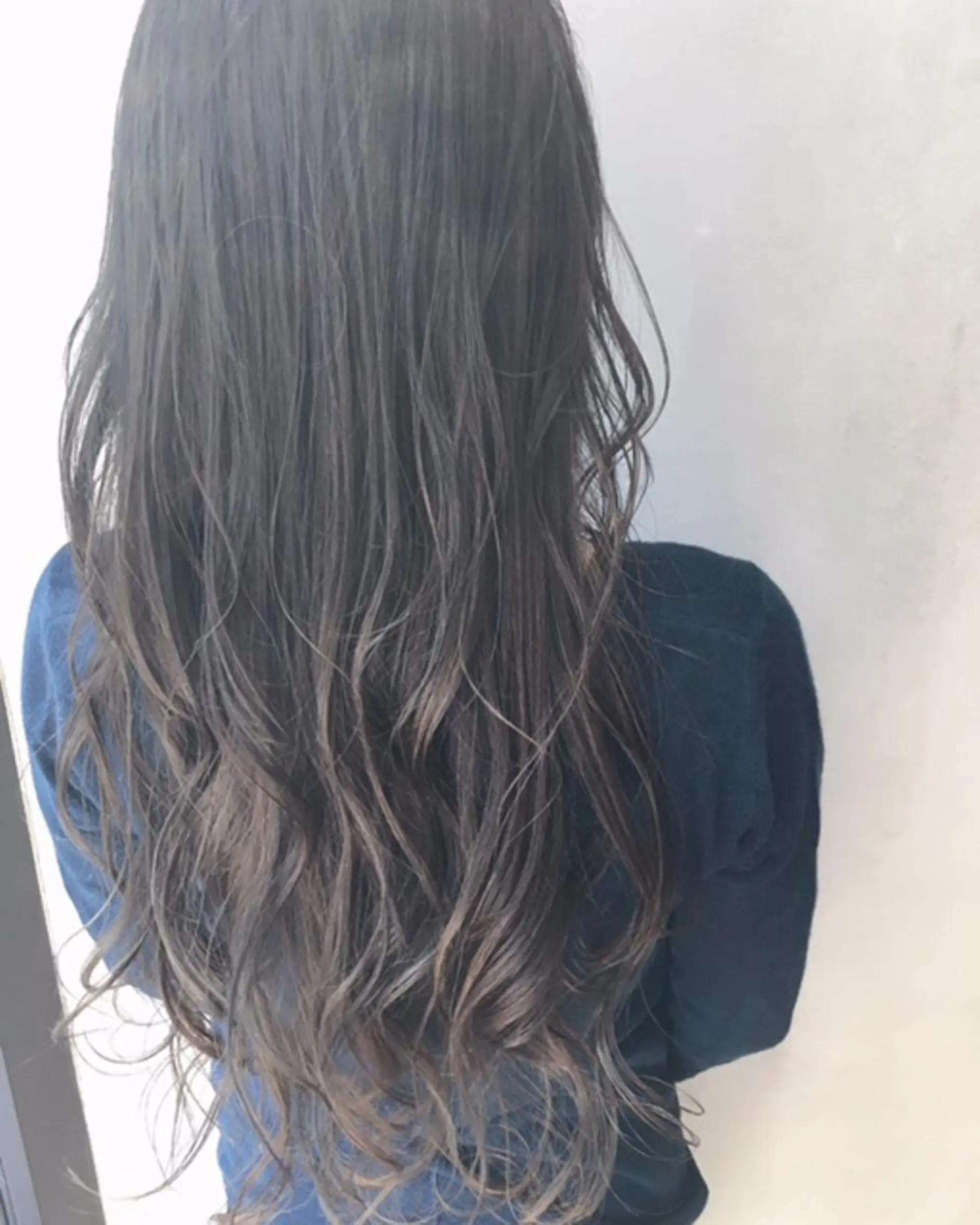 セミロング 【ブリーチ髪質改善 パーマ】宮田浩章のヘアスタイル