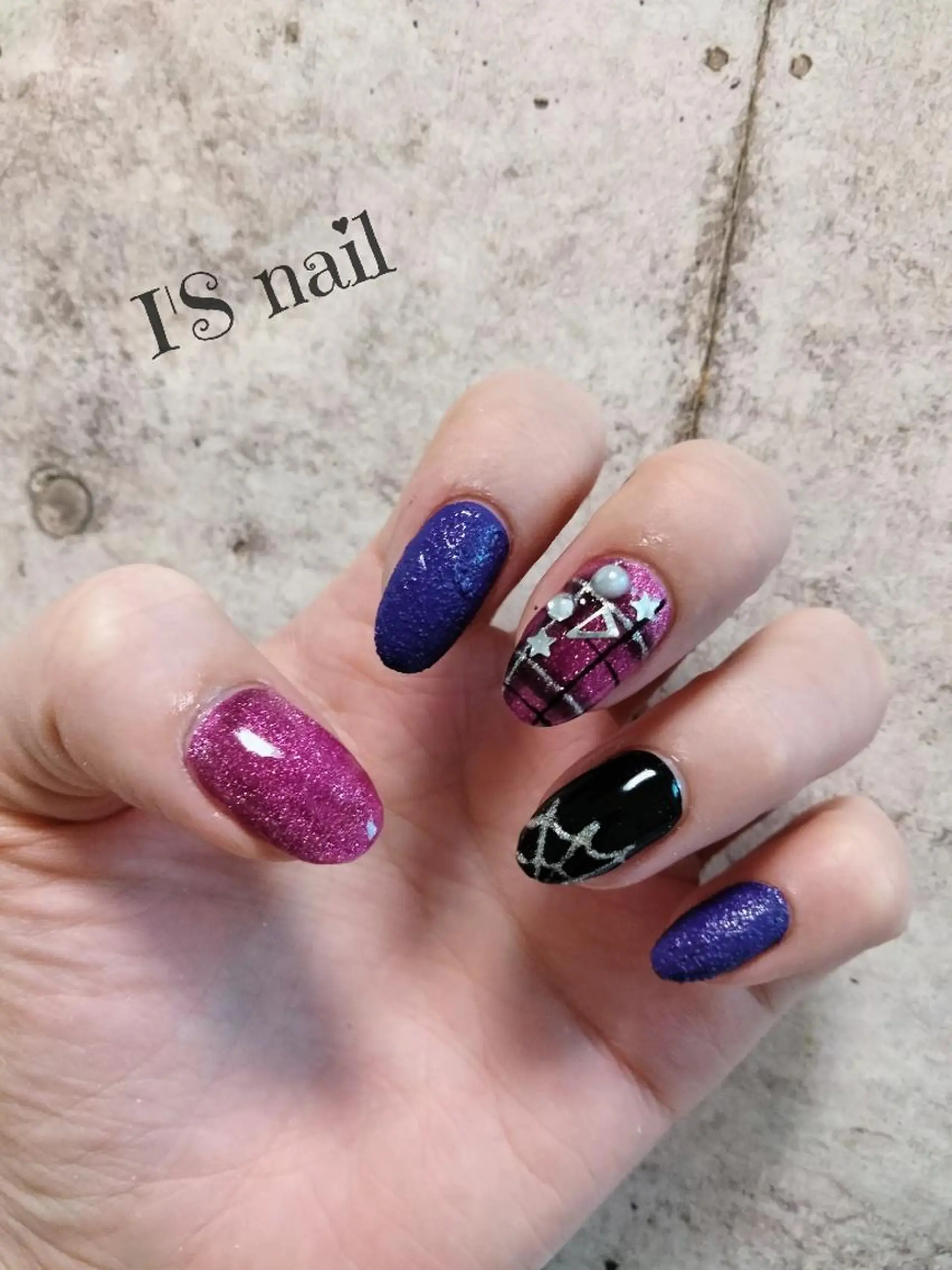 ネイル ジェルネイル ハロウィン マグネットネイル I'S nail 佐野のネイルデザイン