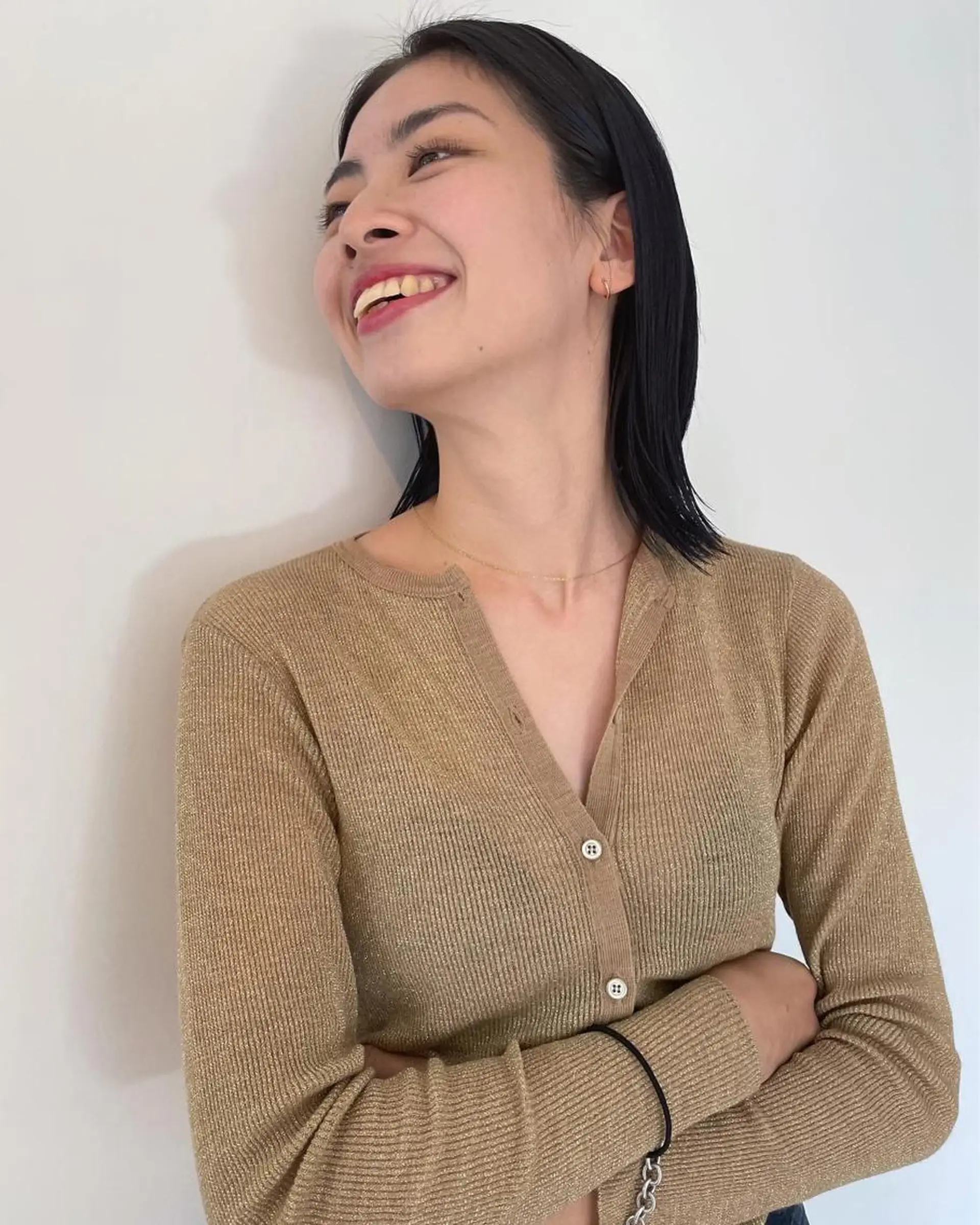 ミディアム 佐伯 和佳のヘアスタイル