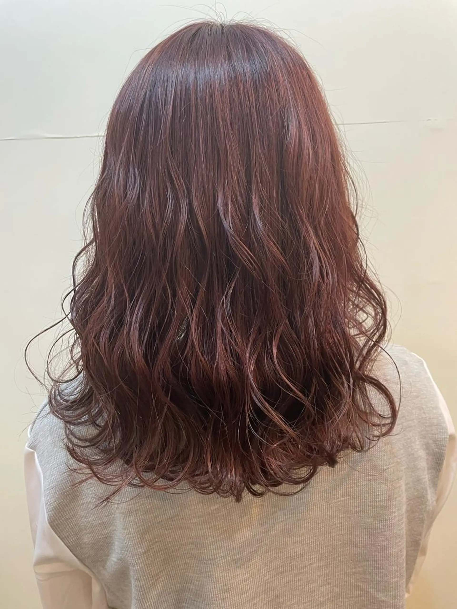 ミディアム カラー ブラウンカラー ピンクカラー ピンクブラウン WEST OLAND加藤圭介のヘアスタイル